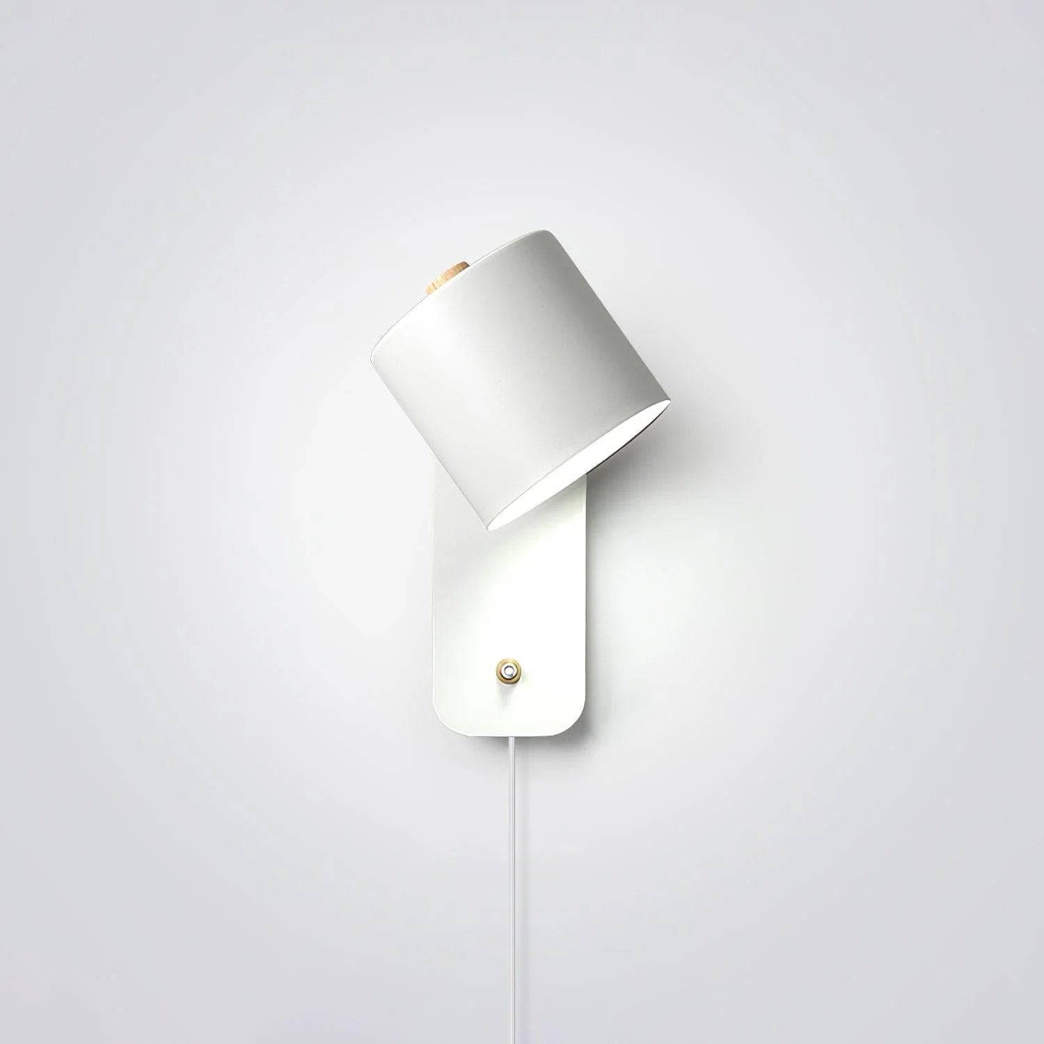 Rotatable Cylinder Plug-in Wall Lamp | 350-Degree Adjustable, Minimalist Design for Modern Indoor Spaces