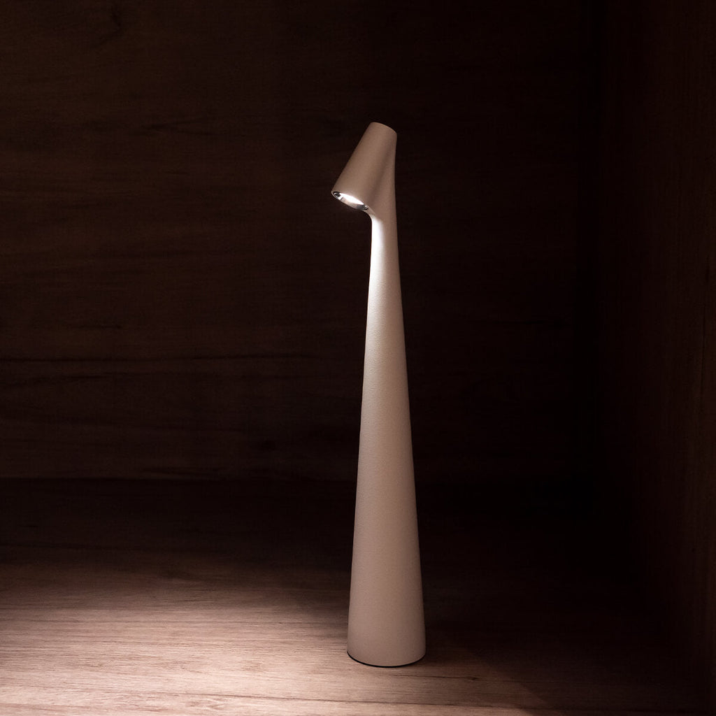 Sculpting Table Lamp with Adjustable Shade - Modern Design for Home Office & Living Room Lighting