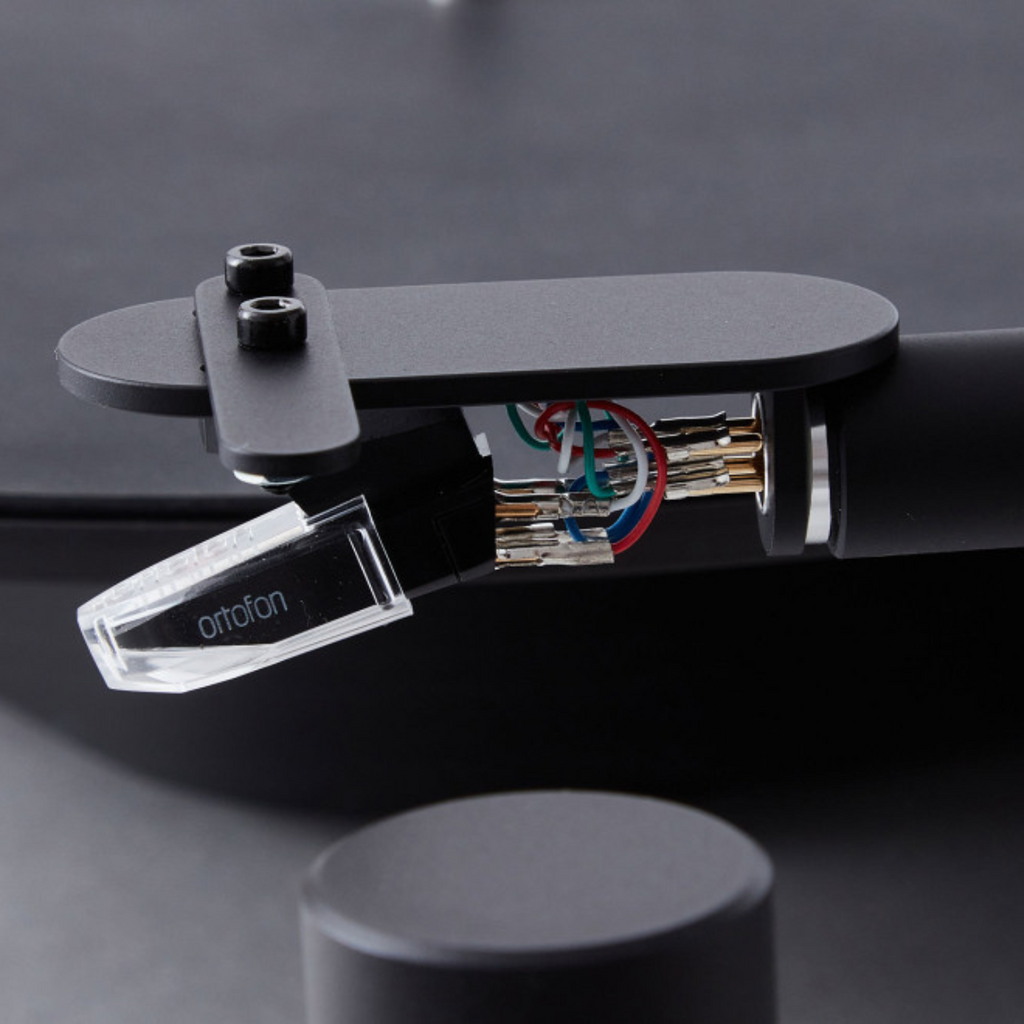 Transparent Acrylic Turntable for Vinyl Records & DJ Use - Lightweight, Durable Design