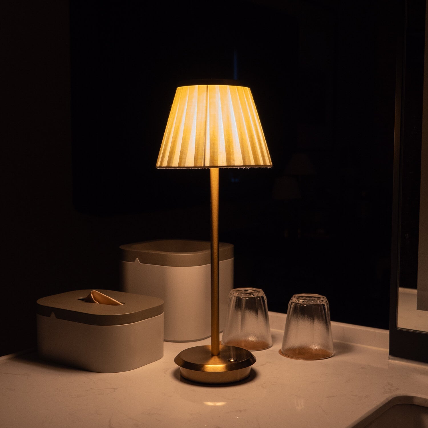 Fabric Table Lamp with Modern Design for Living Room, Bedroom & Office Use