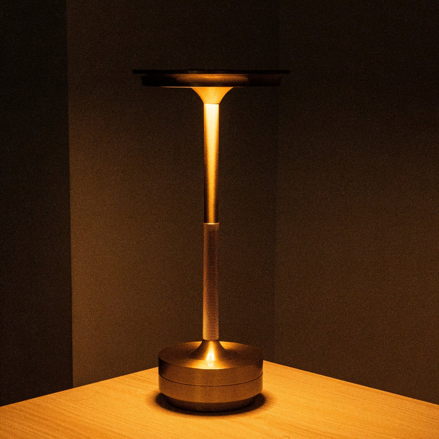 Cordless Metallic Table Lamp - Modern Design for Home & Office Lighting