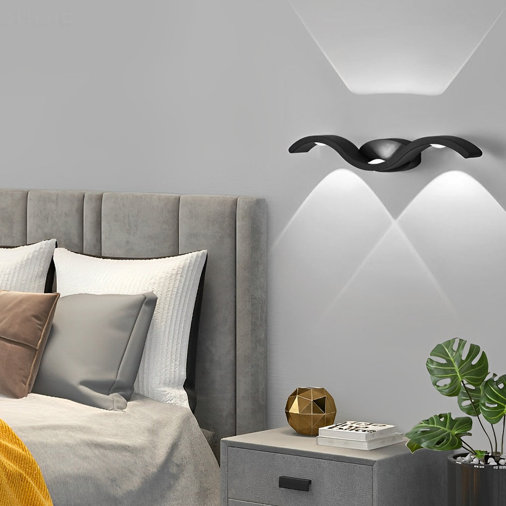 LED Wall Mounted Up Down Light - Creative Wavy Design for Outdoor Spaces and Garden Illumination