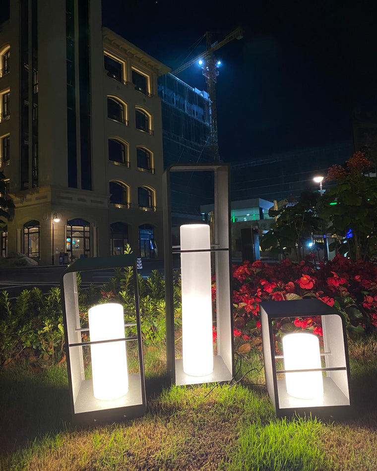 Solar Floor Light WM9007 - Waterproof LED Outdoor Lighting for Patios, Gardens, and Pathways