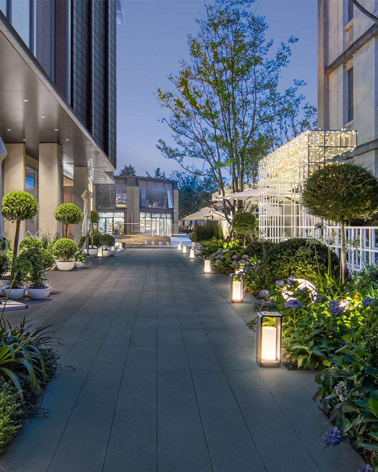 Solar Floor Light WM9007 - Waterproof LED Outdoor Lighting for Patios, Gardens, and Pathways