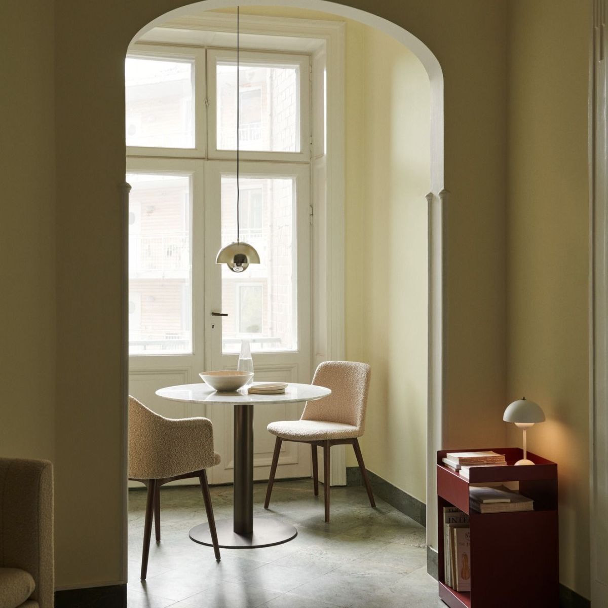 LED Pendant Light Fixture - Flowerpot Design - Modern Hanging Lamp for Dining Room & Kitchen