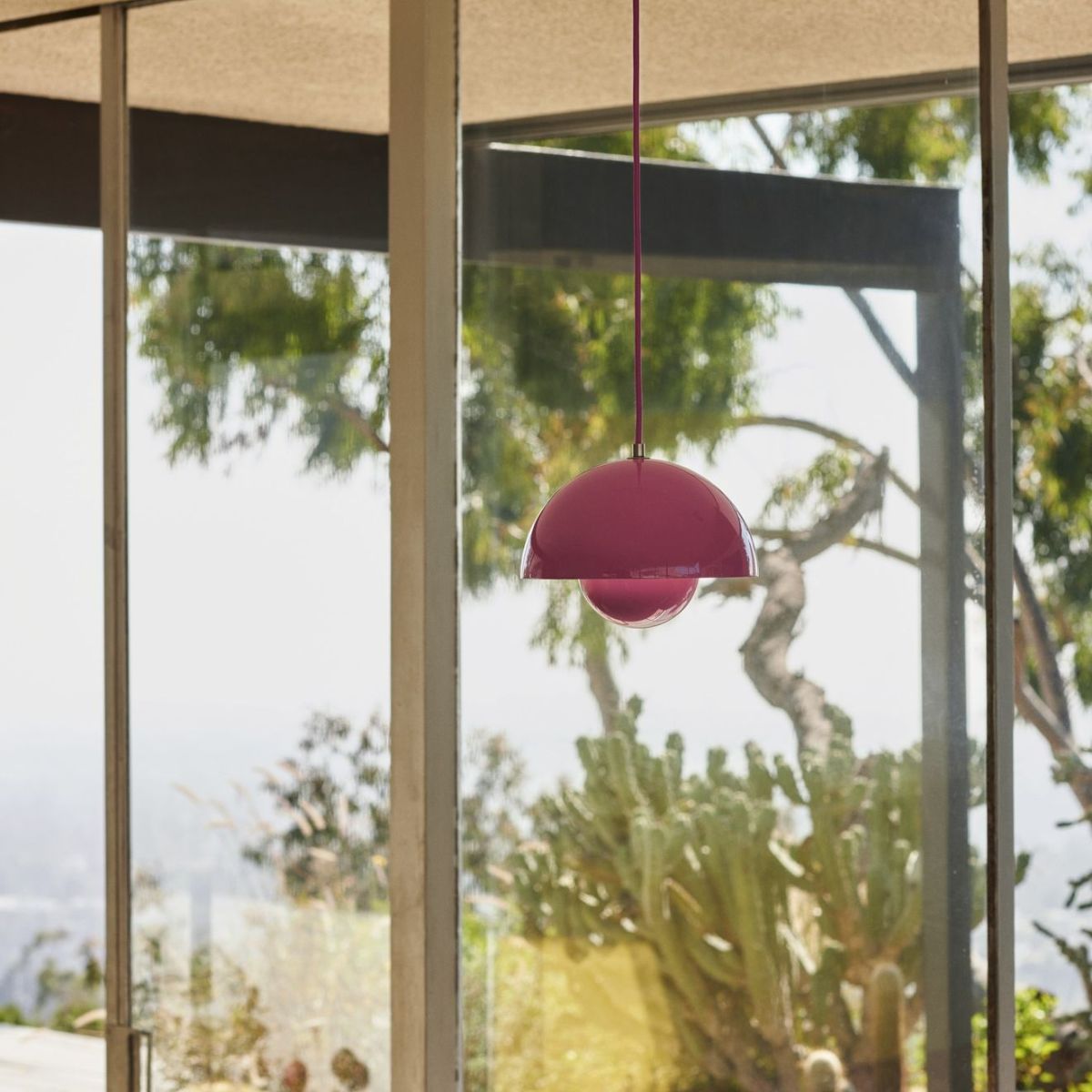 LED Pendant Light Fixture - Flowerpot Design - Modern Hanging Lamp for Dining Room & Kitchen