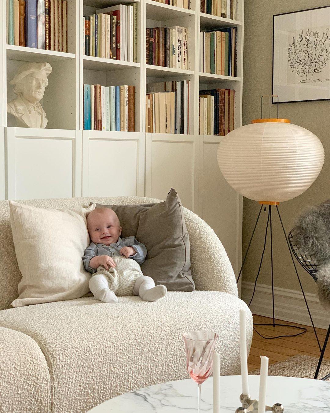 Rice Paper Floor Lamp with Wooden Base - Soft Ambient Lighting for Living Room & Bedroom Decor