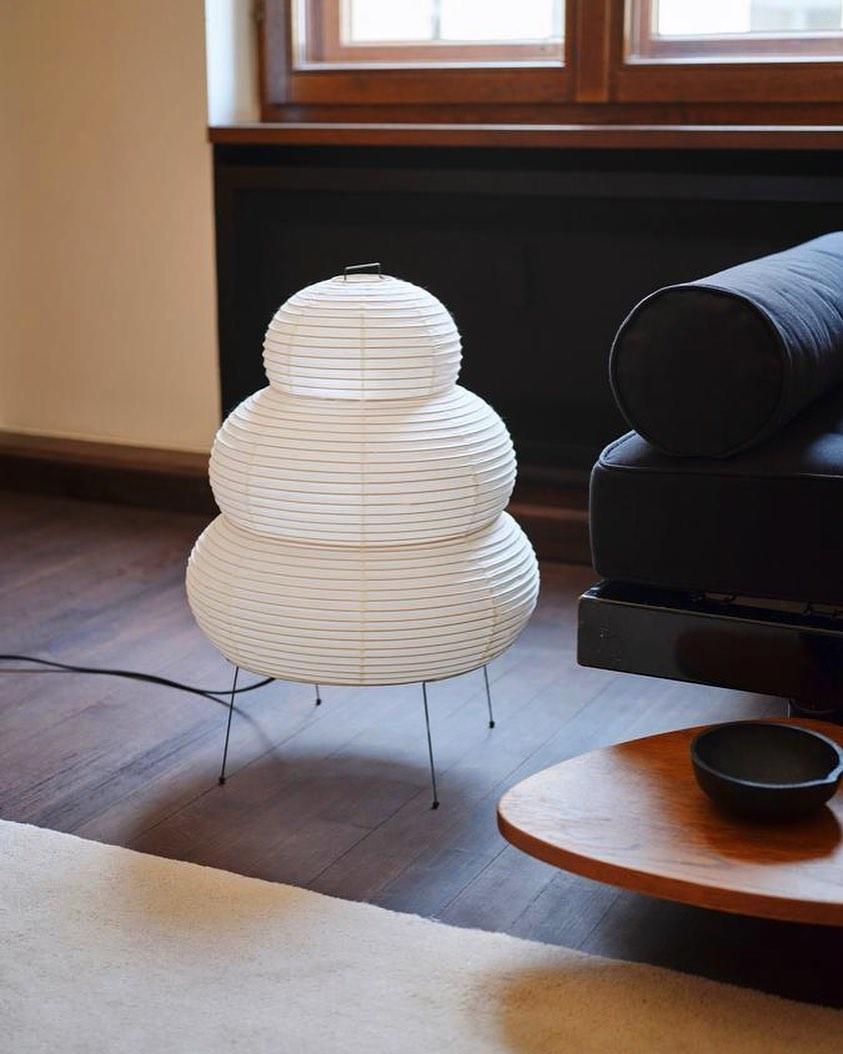 Japanese Paper Table Lamp - Minimalist Design for Living Room & Bedroom Lighting