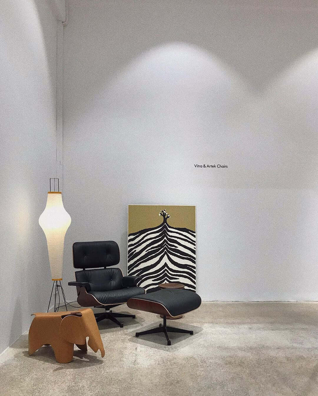 Rice Paper Floor Lamp with Wooden Base - Soft Ambient Lighting for Living Room & Bedroom Decor