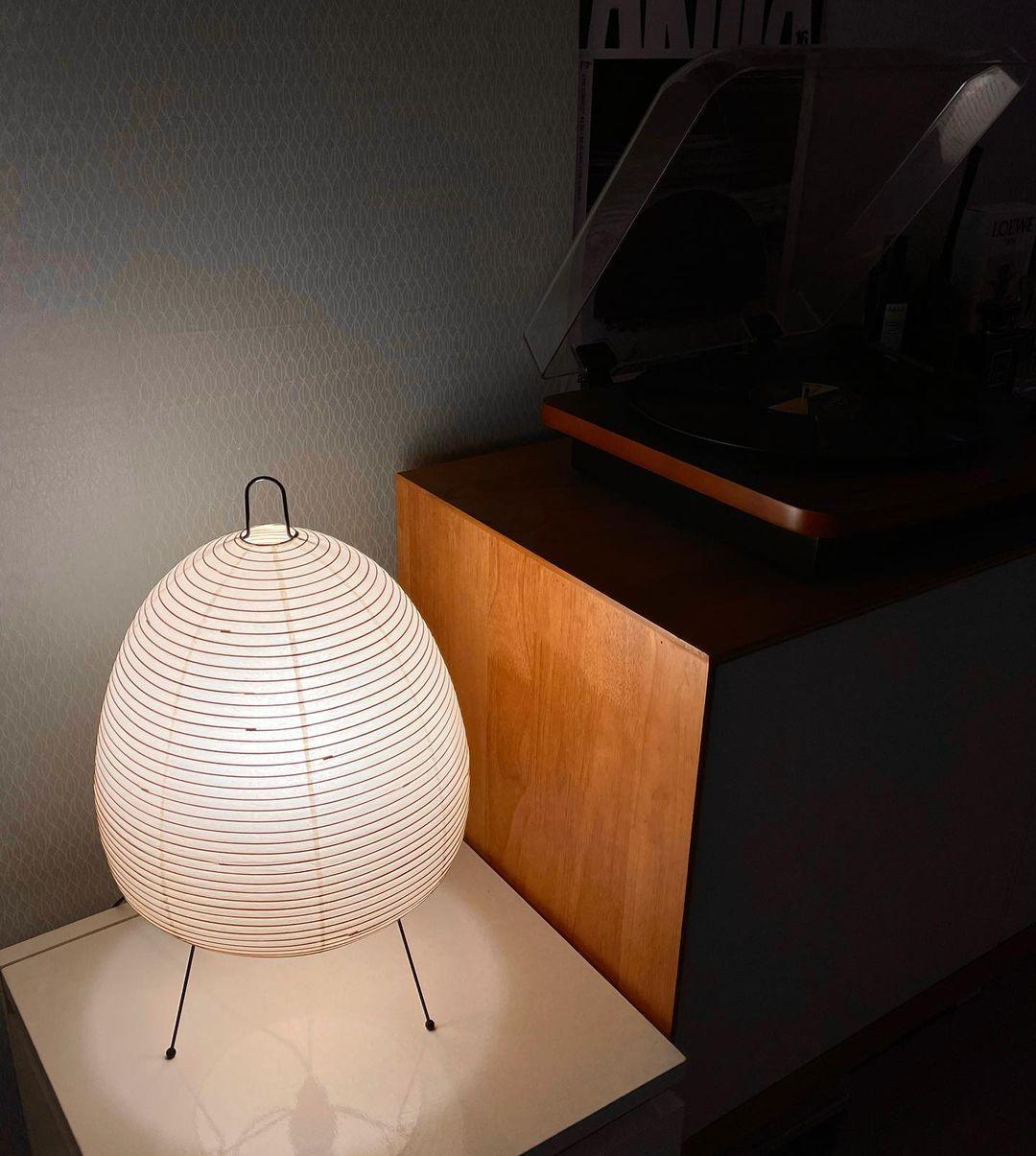 Japanese Paper Table Lamp - Minimalist Design for Living Room & Bedroom Lighting