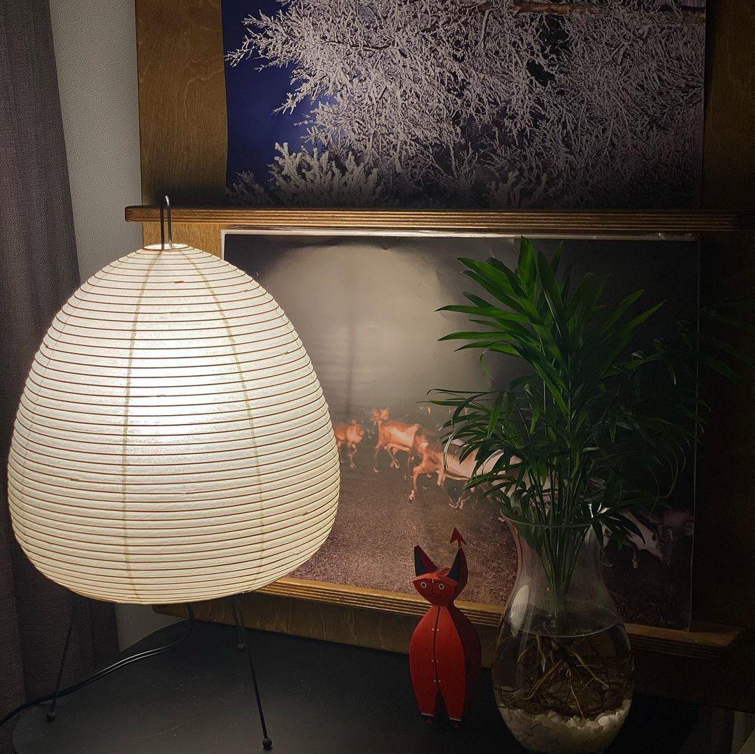 Japanese Paper Table Lamp - Minimalist Design for Living Room & Bedroom Lighting