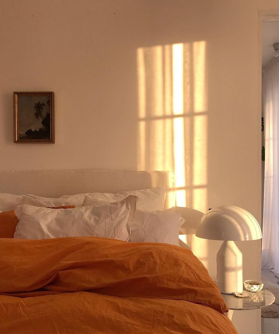 Metal Table Lamp with Adjustable Shade for Modern Home Office & Living Room Lighting