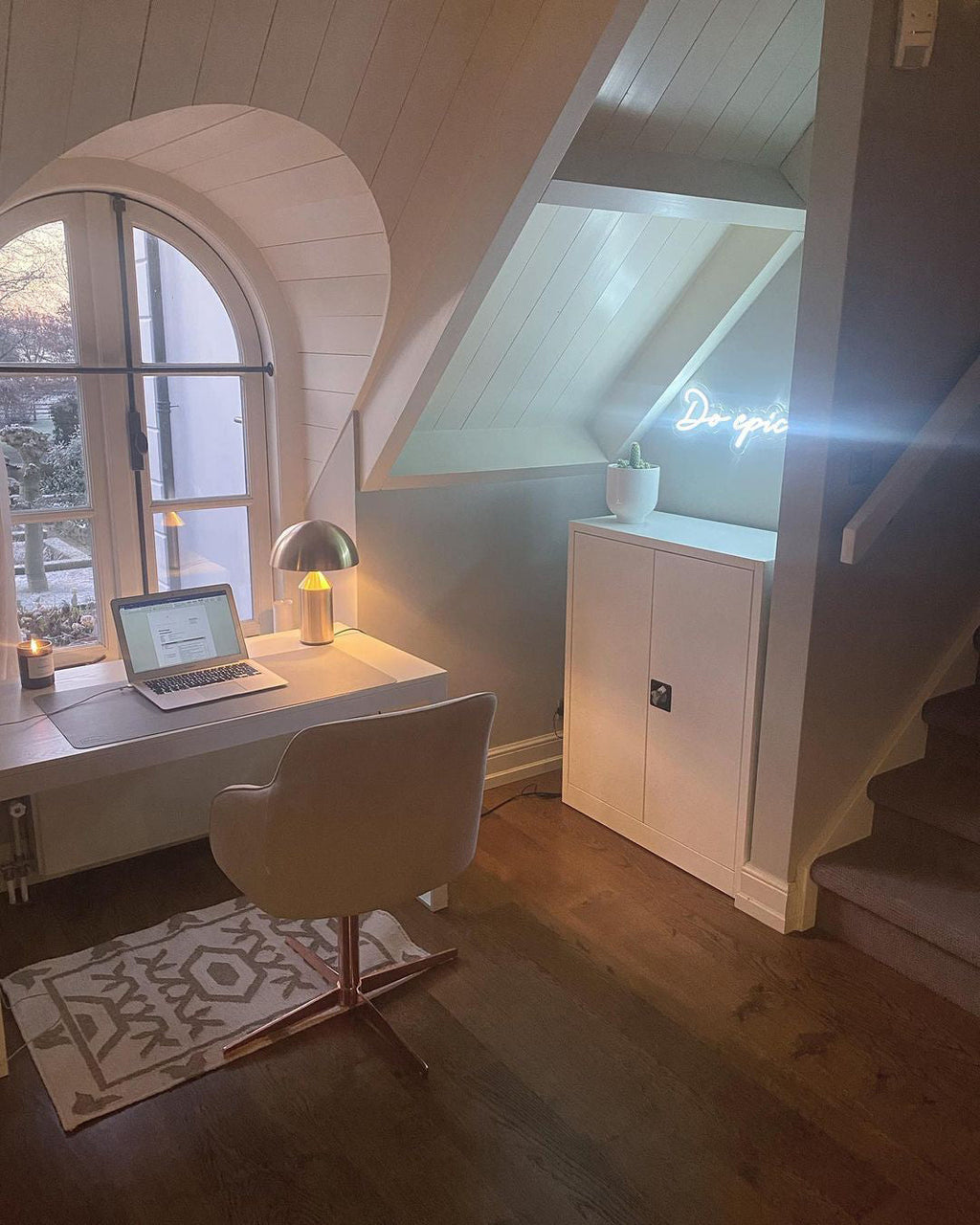 Metal Table Lamp with Adjustable Shade for Modern Home Office & Living Room Lighting