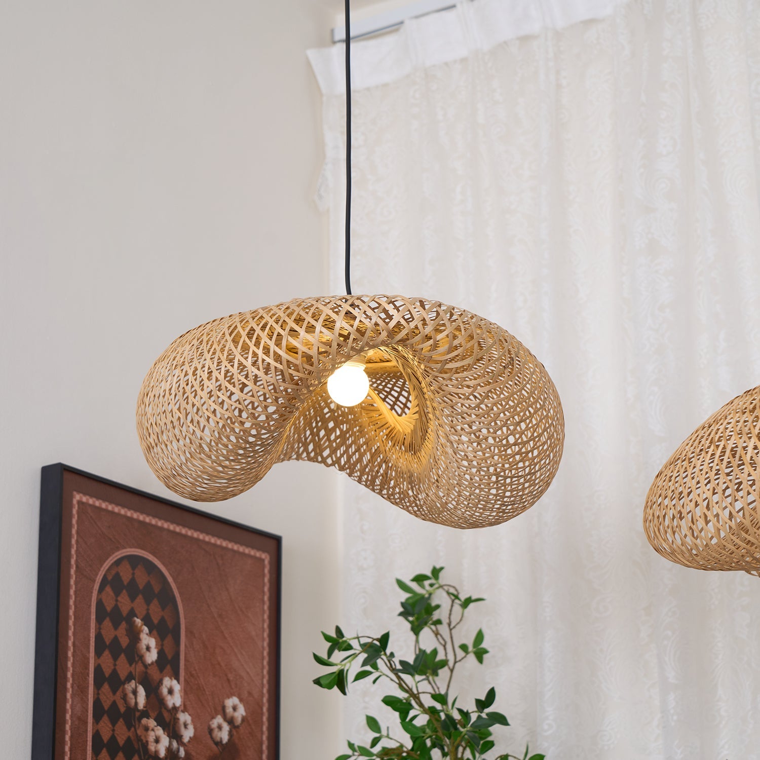 Bamboo Weaving Pendant Light Fixture - Natural Hanging Lamp for Home Decor & Dining Room