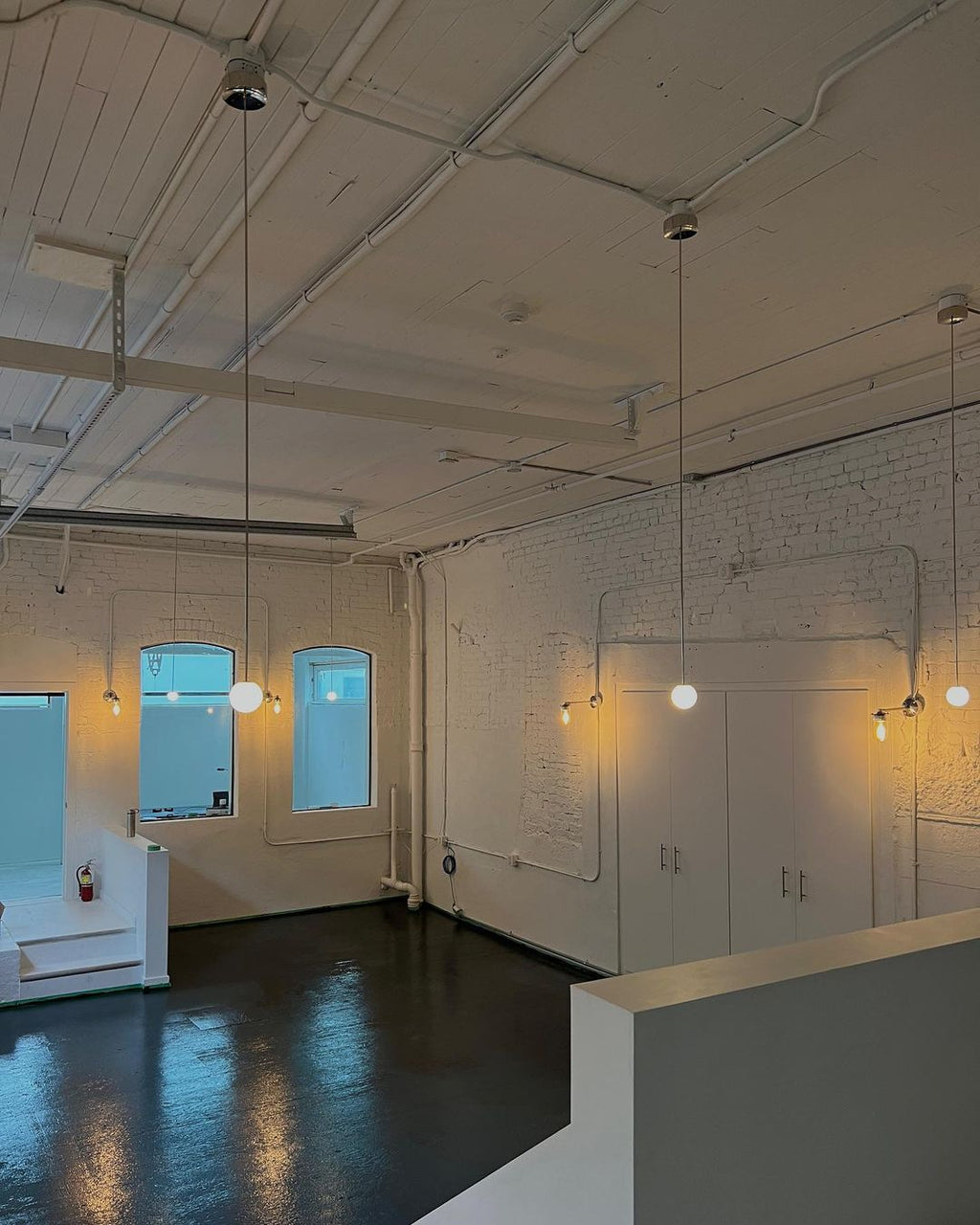 Brass Pendant Lamp - Modern Architectural Design for Dining Room & Kitchen Lighting