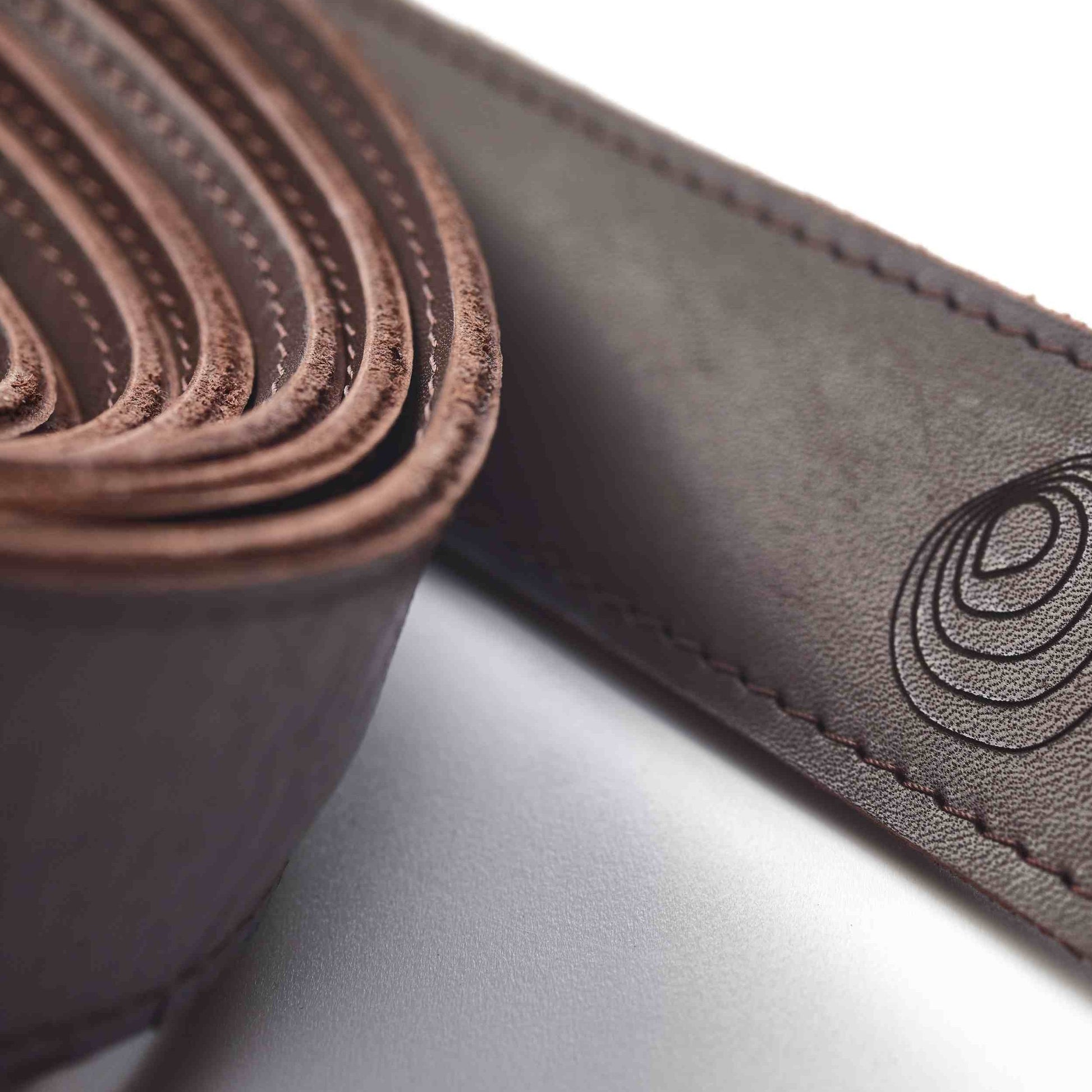 Large Pendant Lamp - Brokis Mona PC938 - Modern Glass Lighting Fixture for Dining Room & Living Spaces