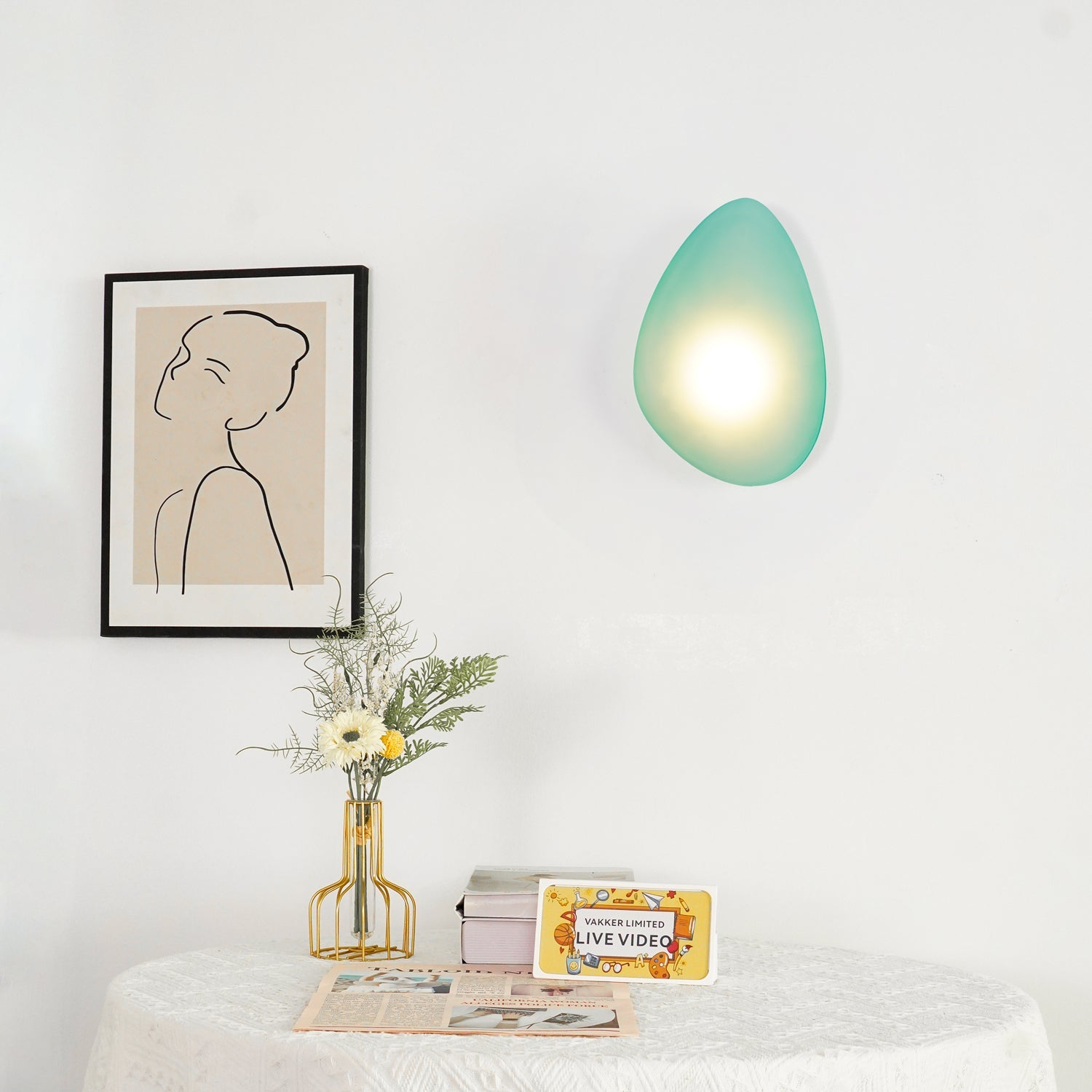 Bubble Glass Wall Lamp | Dimmable, Integrated LED & Versatile for Wall or Ceiling Mounting