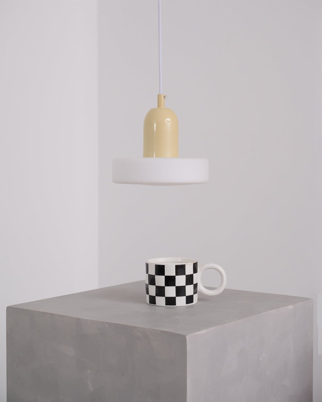 Glass Pendant Lamp with Curling Design - Modern Lighting Fixture for Dining Room & Kitchen