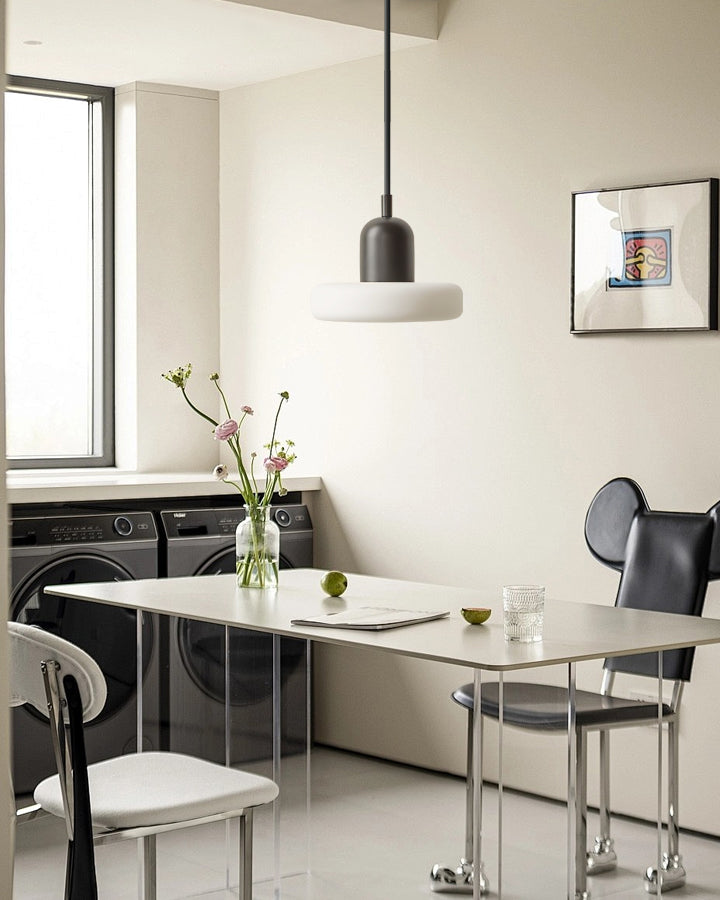 Glass Pendant Lamp with Curling Design - Modern Lighting Fixture for Dining Room & Kitchen