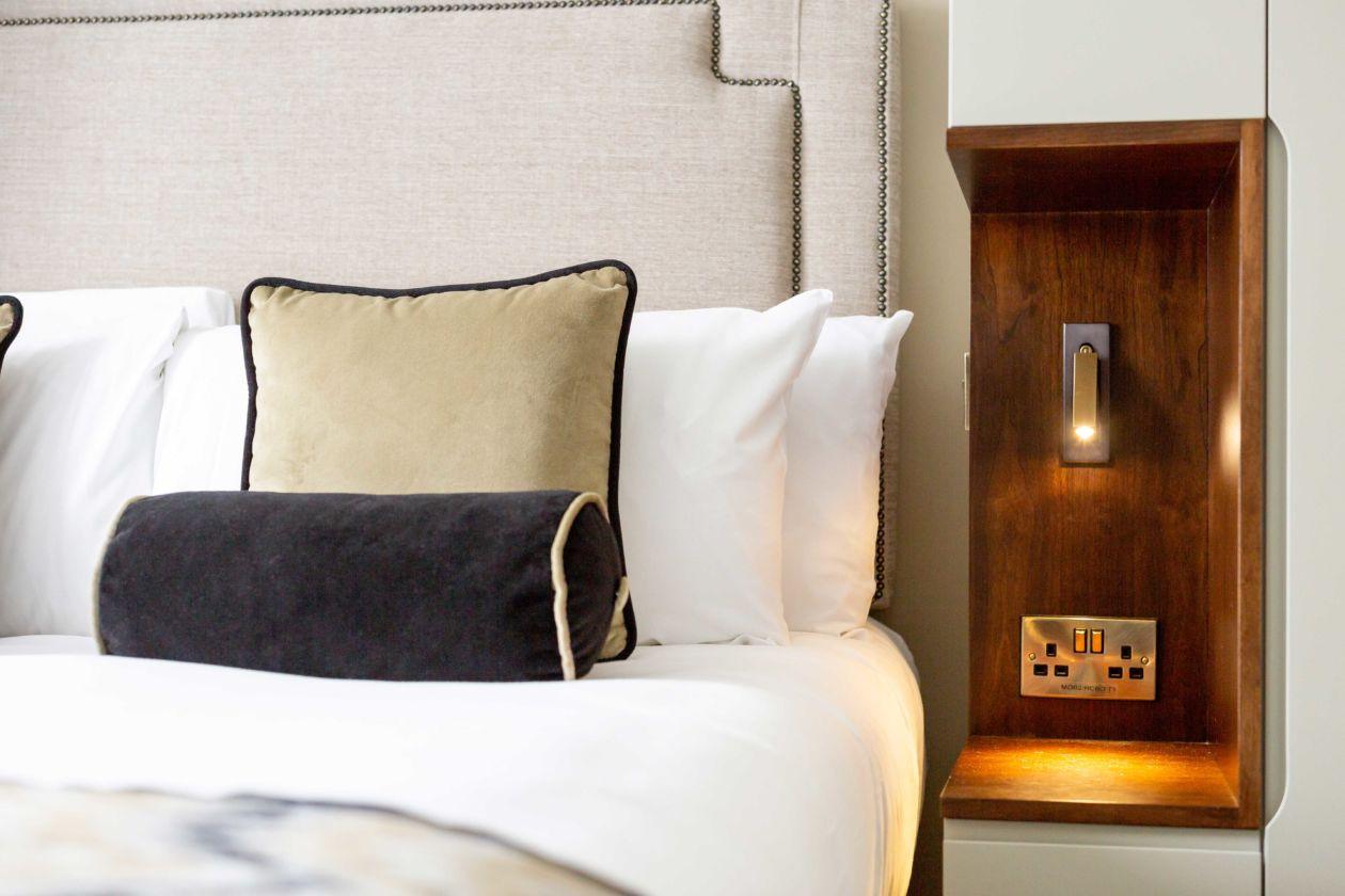 LED Bedside Reading Light | Adjustable Head, Dimmable & Space-Saving for Modern Bedrooms
