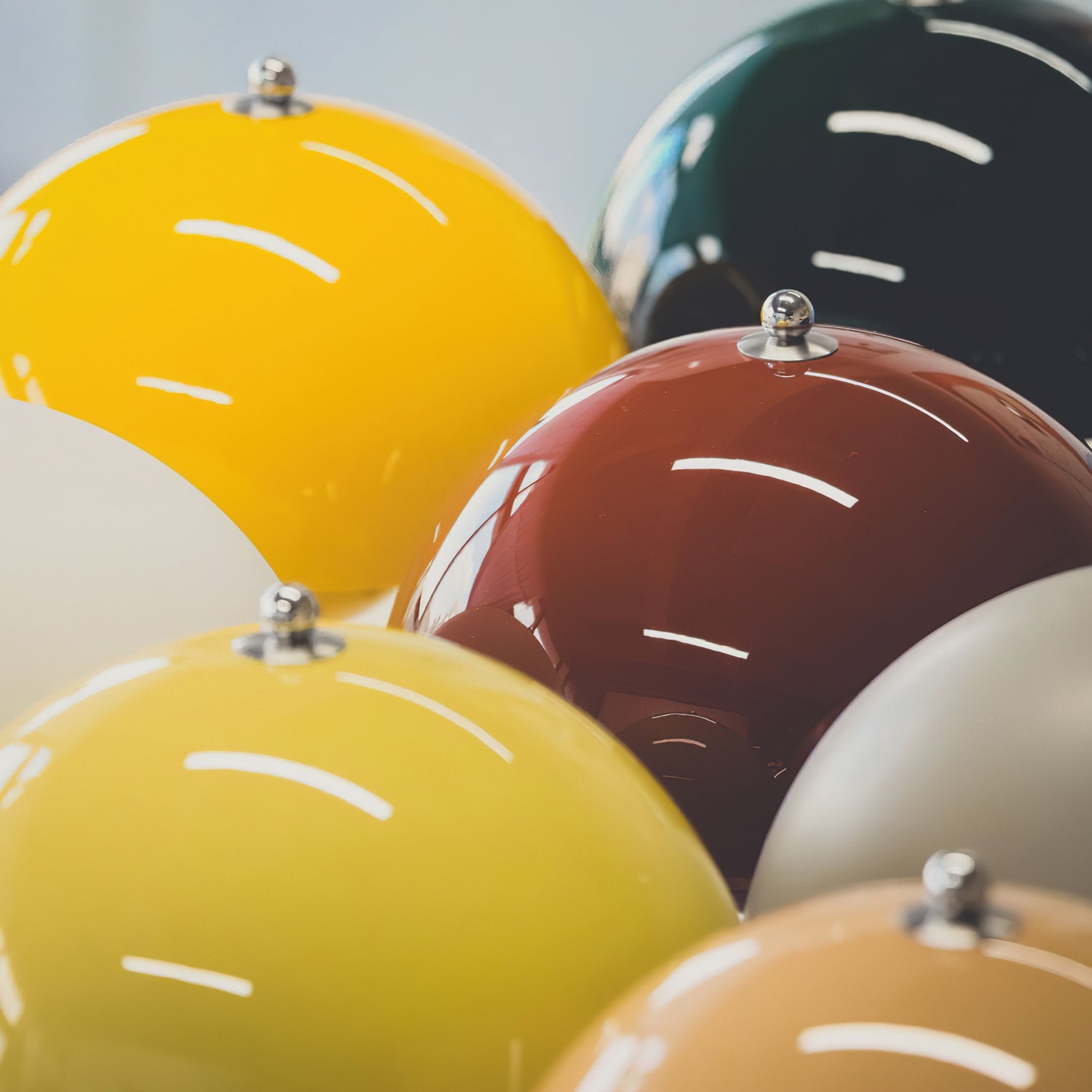 Flowerpot Portable Table Lamp with Adjustable Brightness for Bedroom, Living Room & Office Use