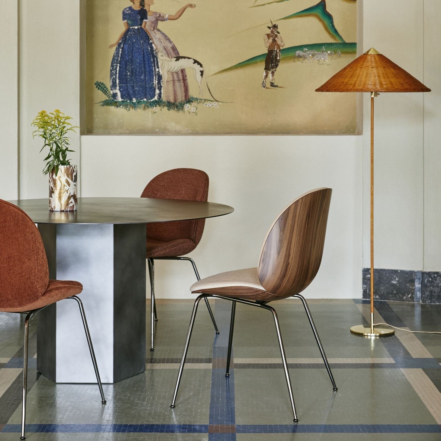 LED Floor Lamp with Adjustable Height and Modern Design for Living Room & Home Office