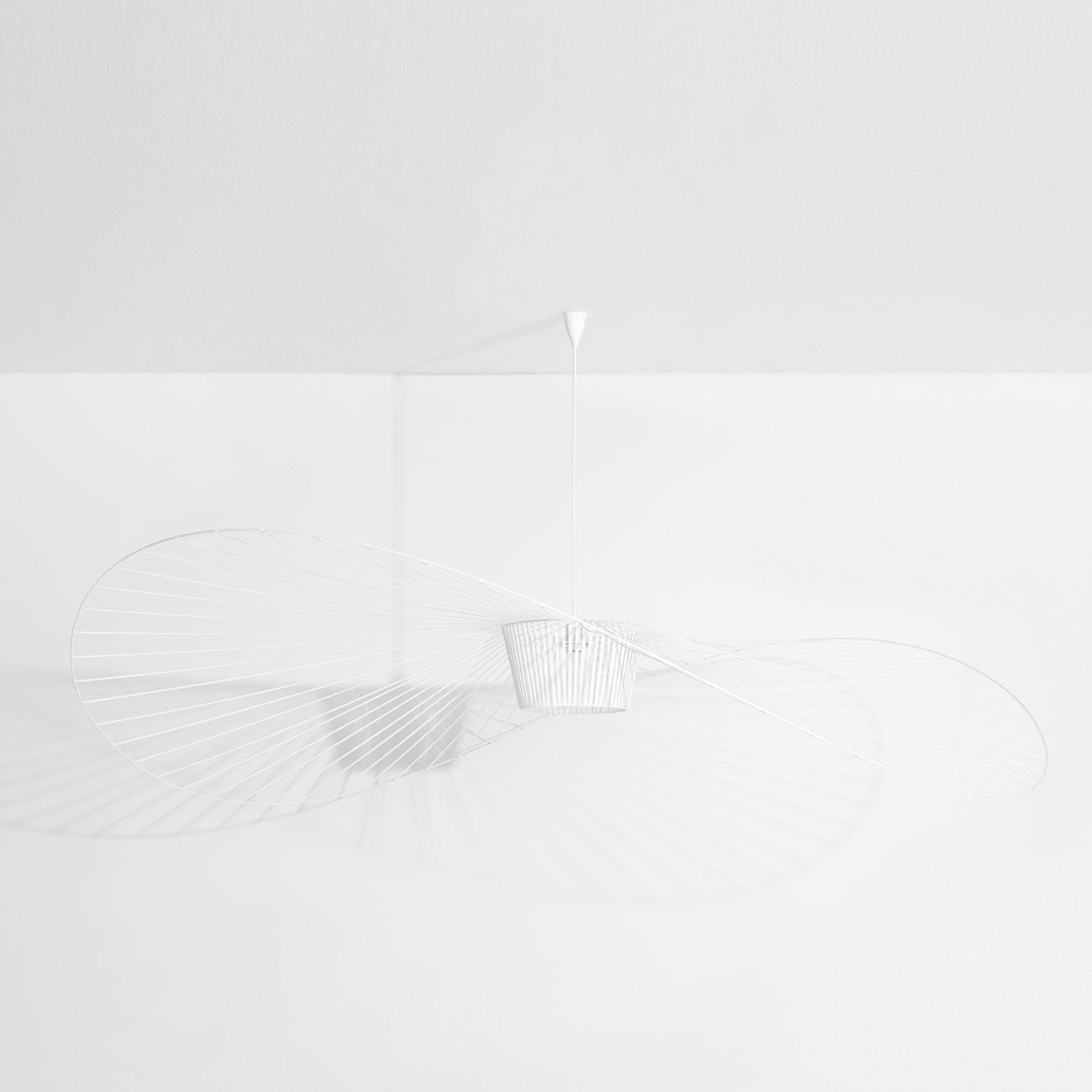 Vertigo Pendant Lamp - Modern Adjustable Light Fixture for Dining Room & Living Room