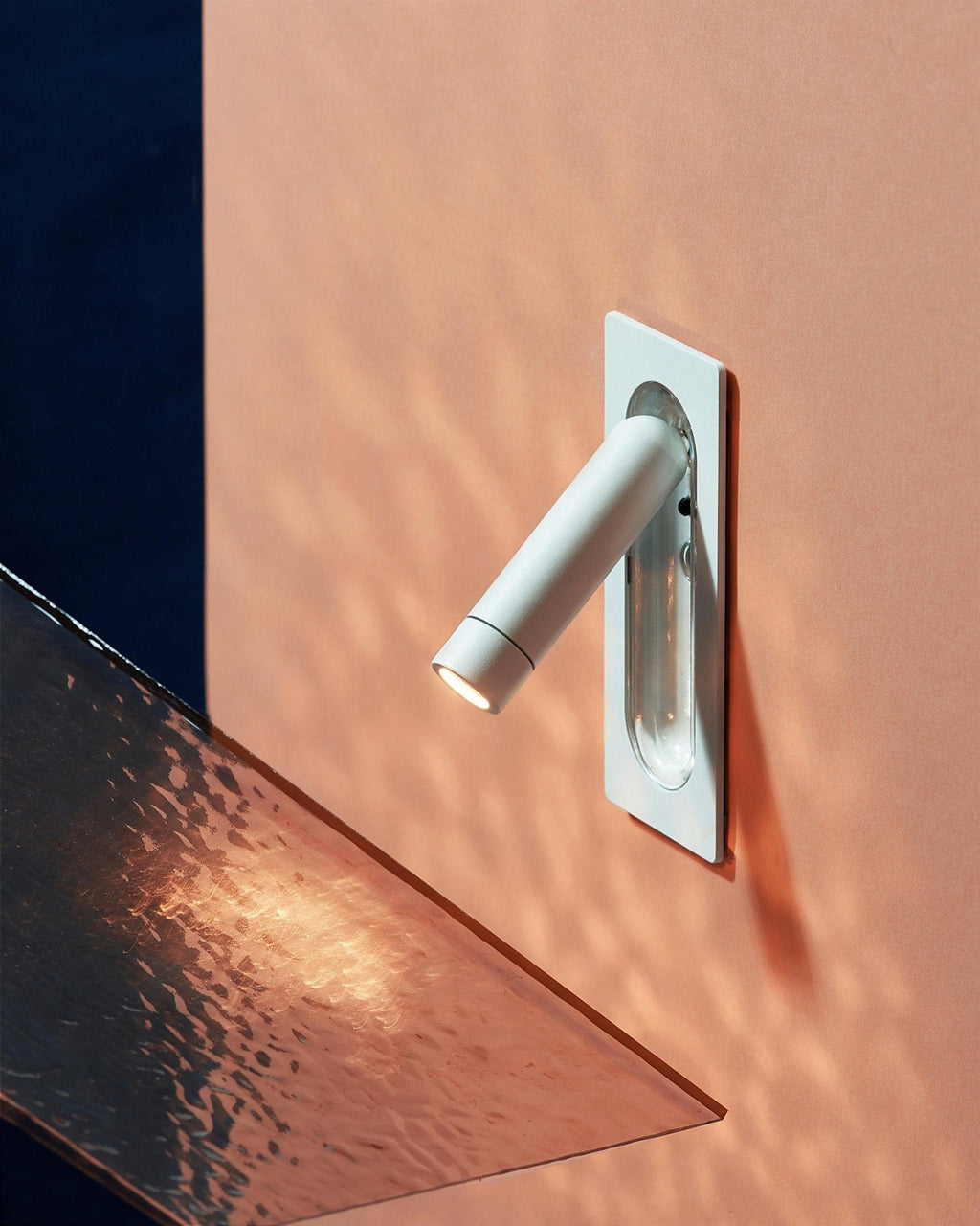 Wall-Mounted LED Reading Lamp | 360º Rotation, Glare-Minimizing Design for Indoor Use