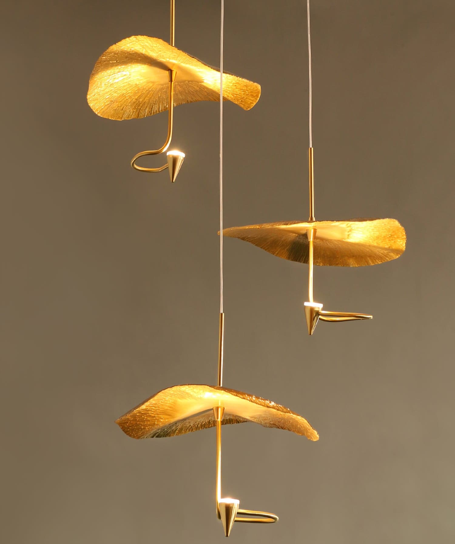 Lotus Leaf Chandelier Light Fixture - Modern Hanging Pendant for Dining Room & Living Room Decor
