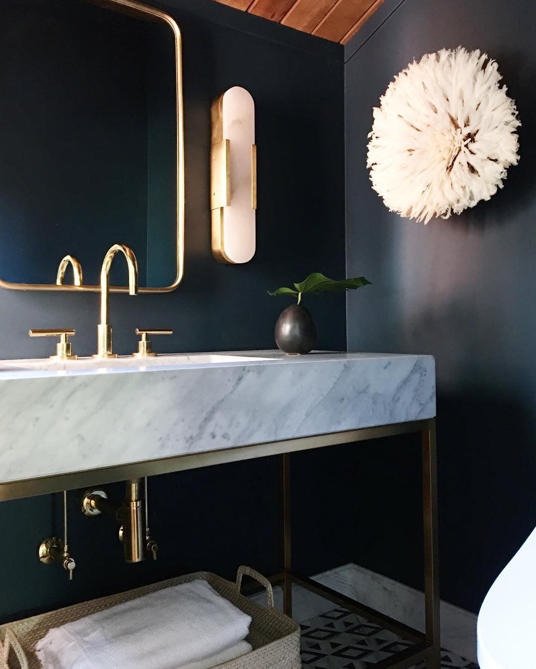 Elongated Alabaster Wall Lamp - Modern Lighting Fixture for Living Room & Hallway Decor