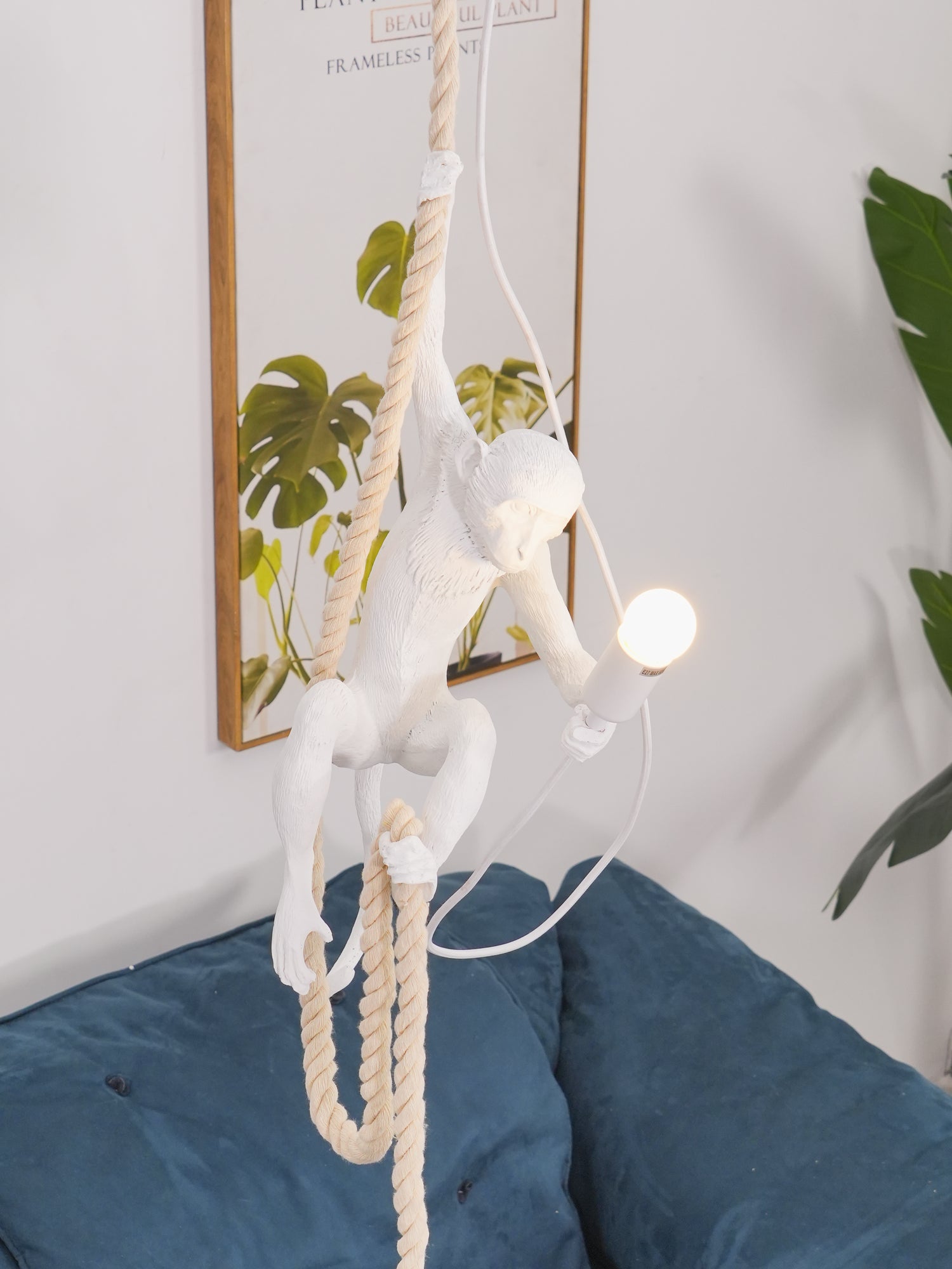 Monkey Pendant Lamp | Glossy Resin, Indoor Use & Perfect for Ambient Lighting