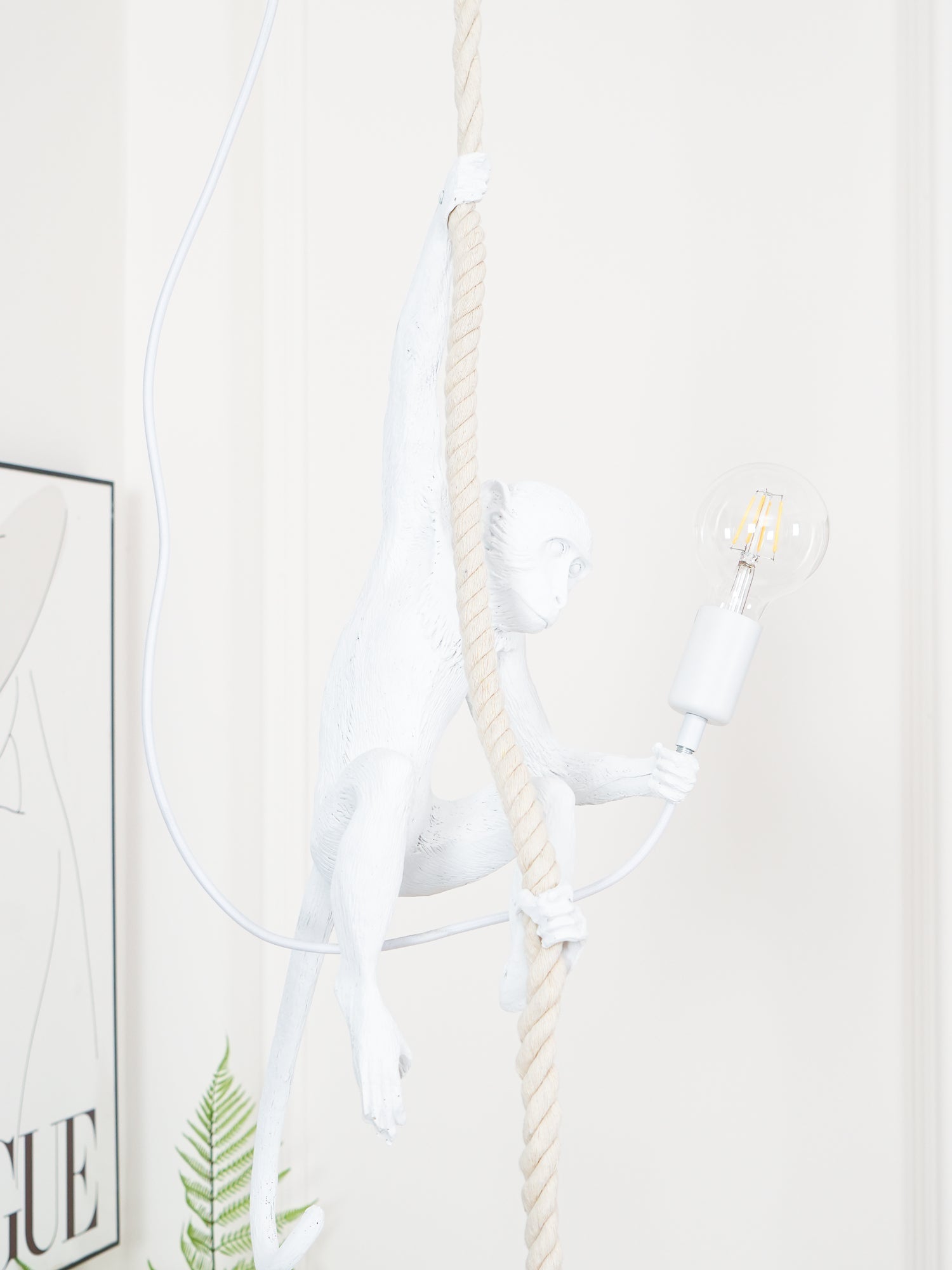 Monkey Pendant Lamp | Glossy Resin, Indoor Use & Perfect for Ambient Lighting