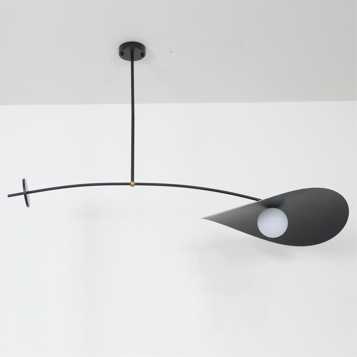 LED Chandelier Light Fixture - Modern Crystal Design for Living Room & Dining Room Lighting