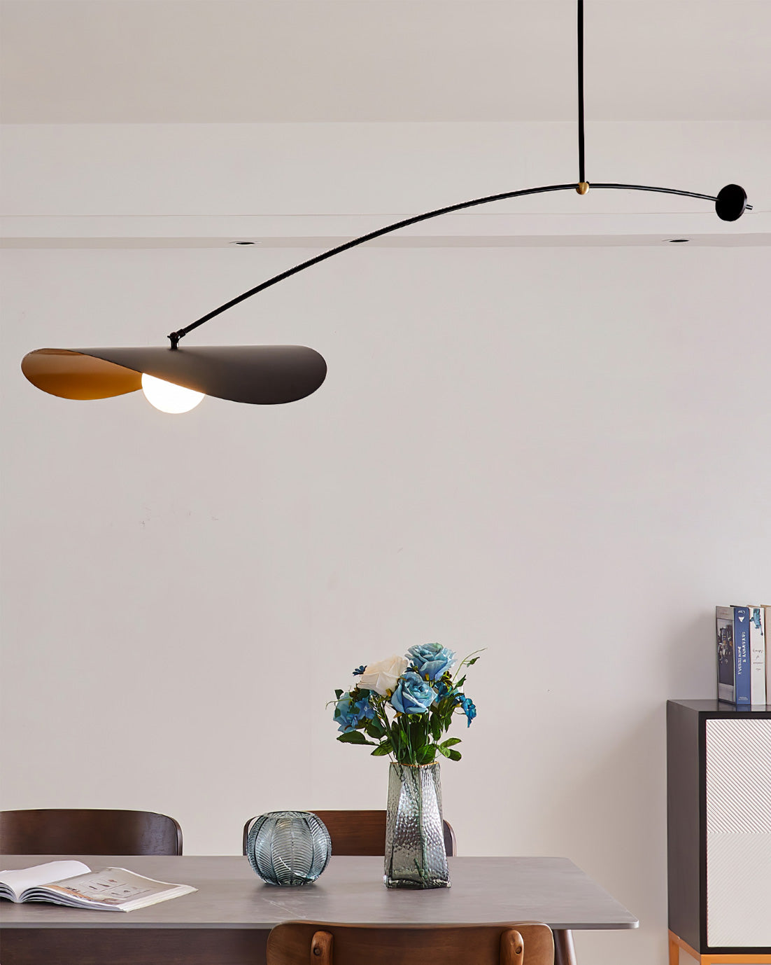 LED Chandelier Light Fixture - Modern Crystal Design for Living Room & Dining Room Lighting