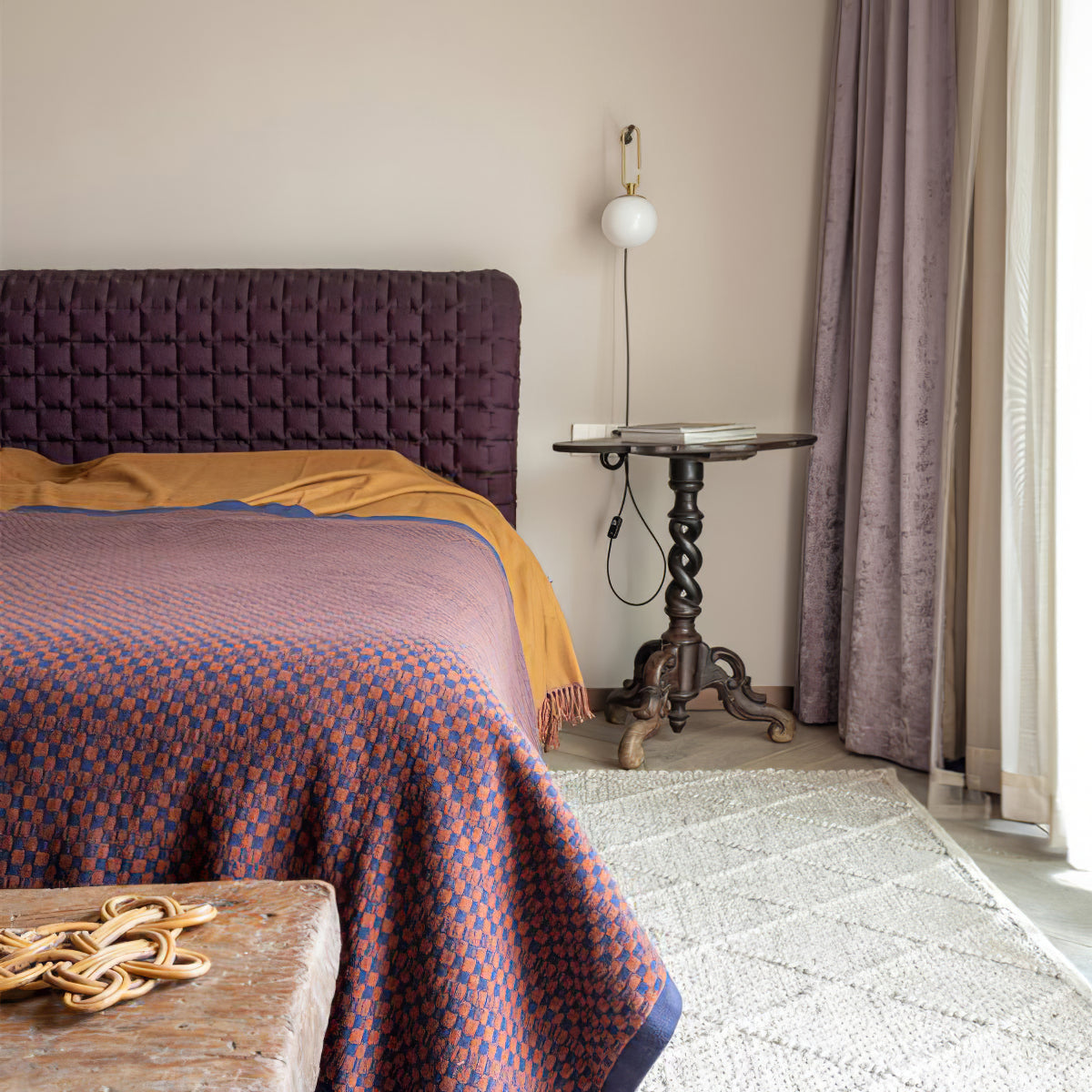 LED Wall Lamp - Modern Adjustable Fixture for Living Room, Bedroom & Hallway Lighting