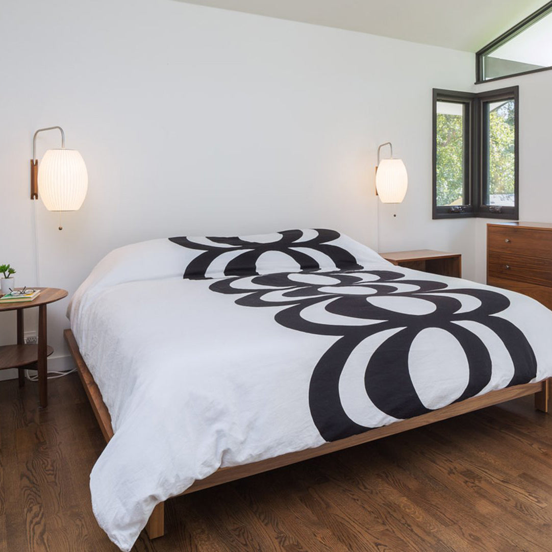 LED Wall Lamp - Modern Adjustable Fixture with Warm White Light for Living Room & Bedroom Illumination