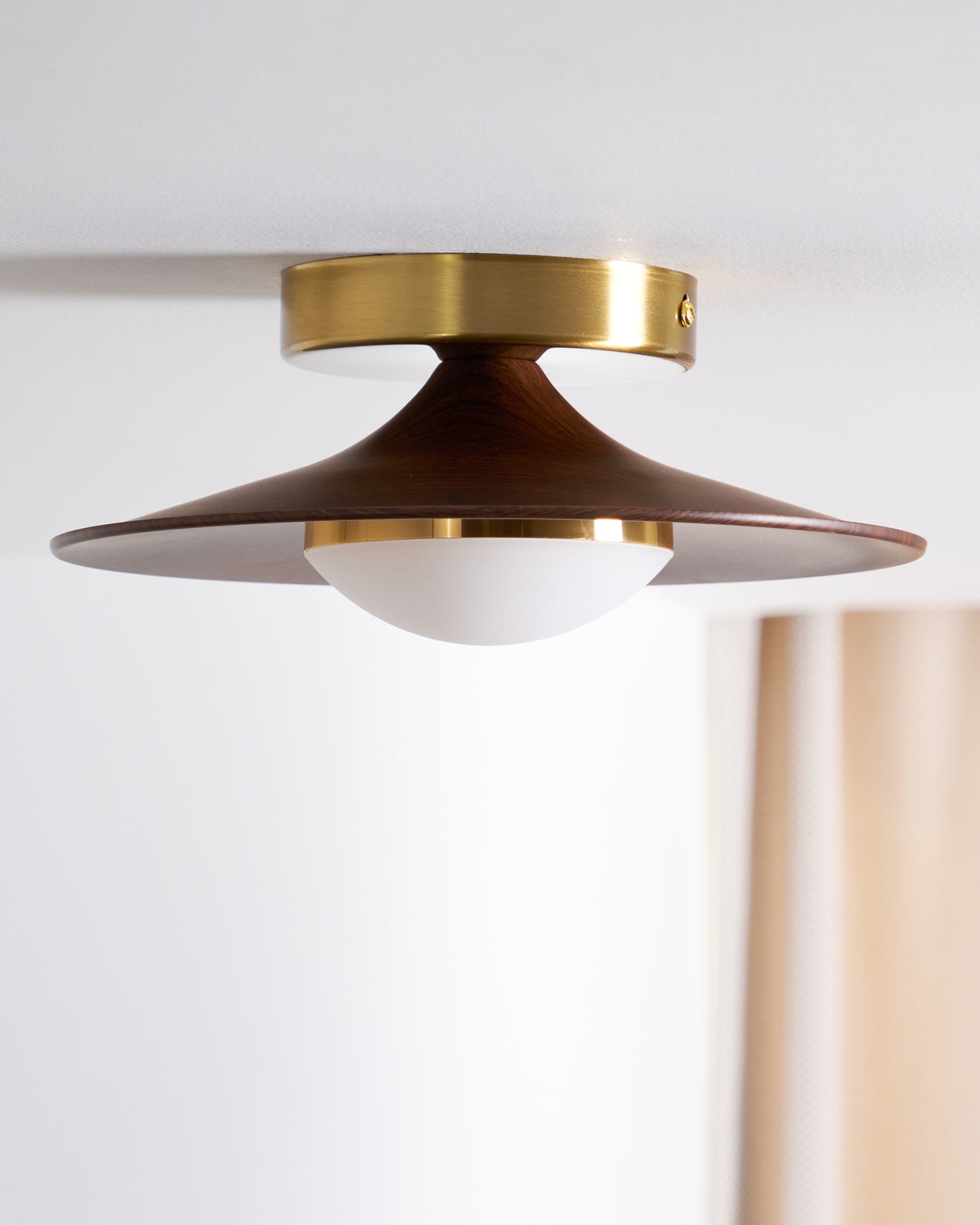 LED Ceiling Lamp - Modern Round Fixture with Adjustable Brightness for Living Room & Bedroom Lighting