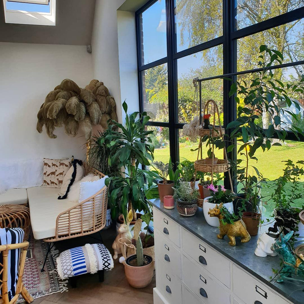 Brass Floor Lamp with Ostrich Feather Shade - Modern Lighting for Living Room & Bedroom Decor