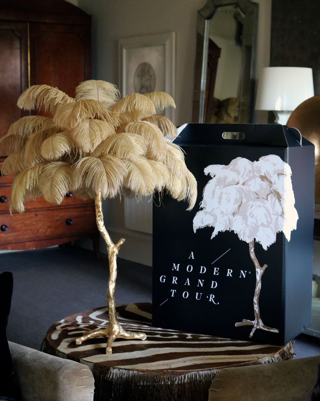 Ostrich Feather Table Lamp with Adjustable Brightness for Living Room & Bedroom Decor