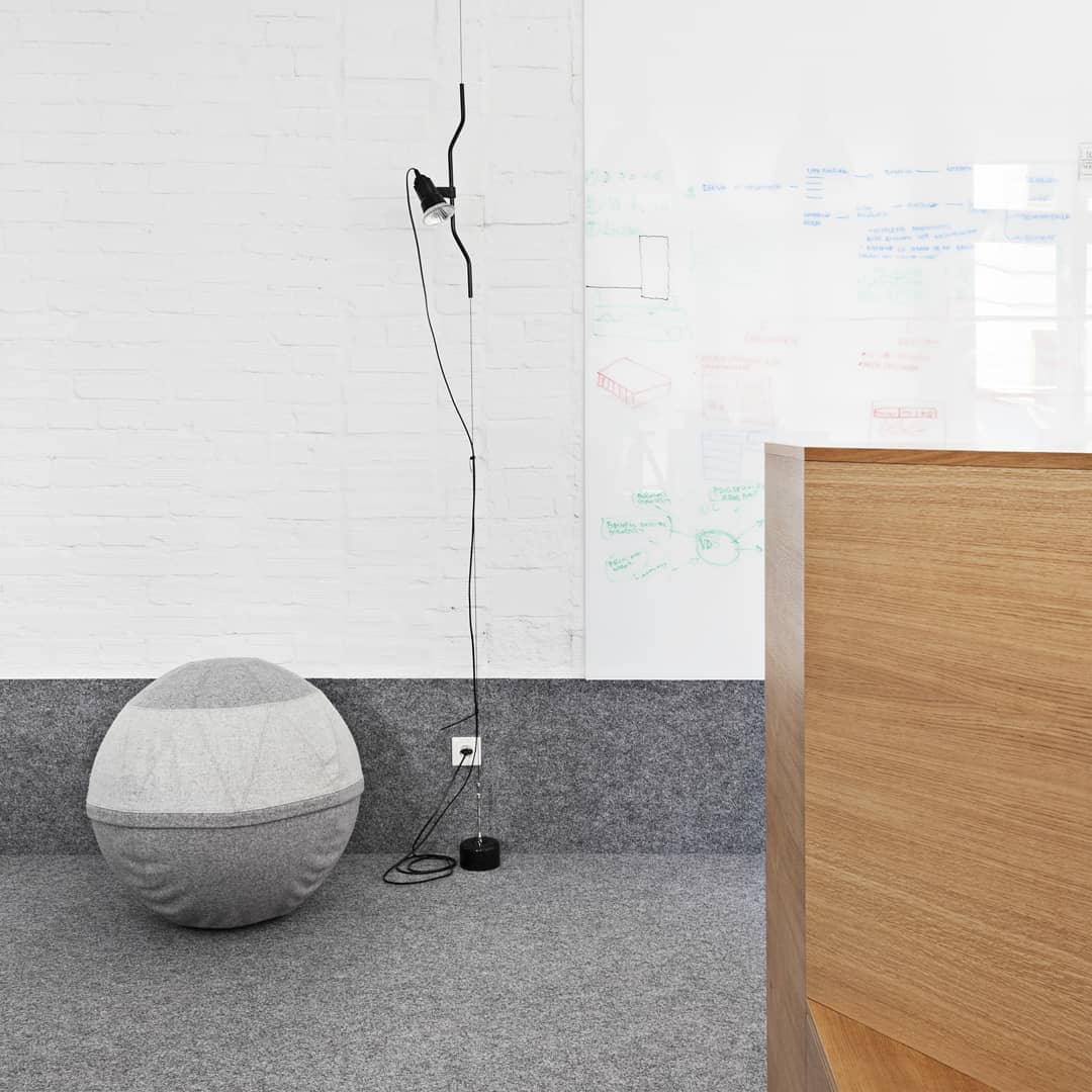 Parentesi Pendant Light Fixture - Adjustable Modern Design for Dining Room & Kitchen Lighting