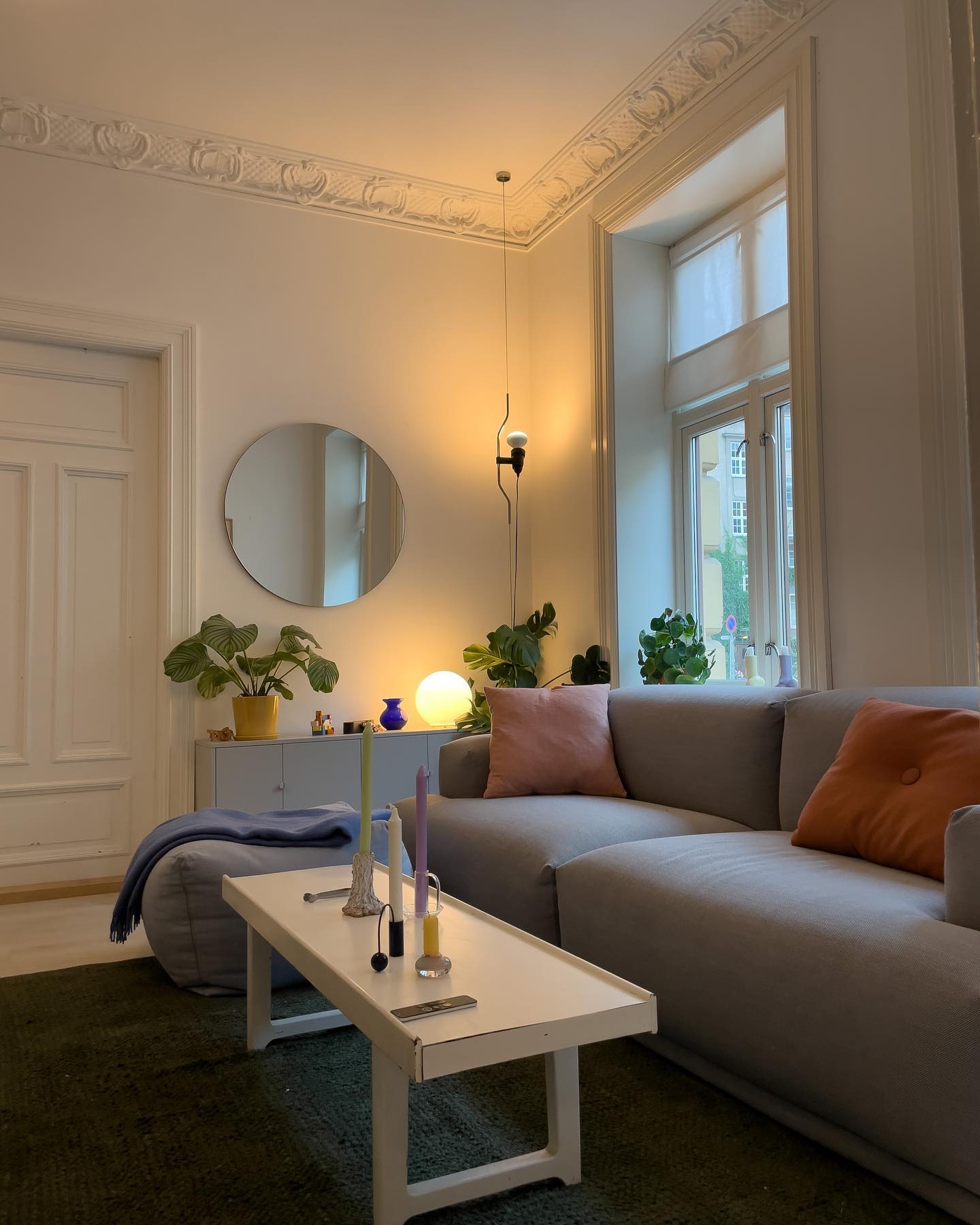 Parentesi Pendant Light Fixture - Adjustable Modern Design for Dining Room & Kitchen Lighting