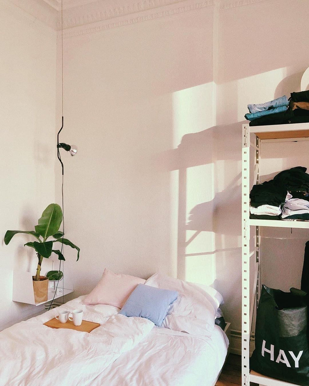 Parentesi Pendant Light Fixture - Adjustable Modern Design for Dining Room & Kitchen Lighting