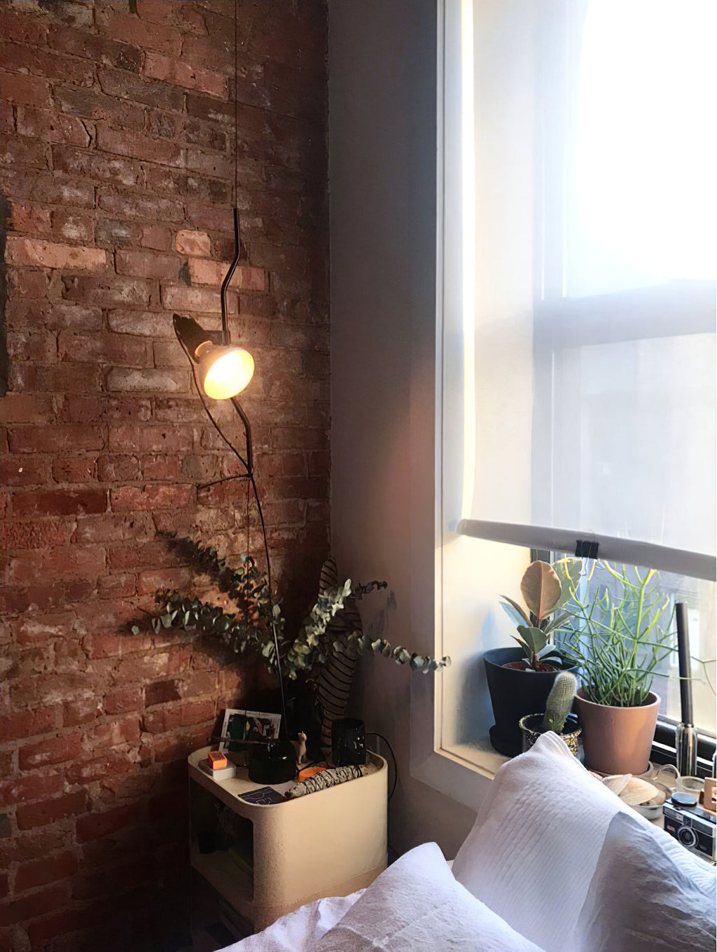 Parentesi Pendant Light Fixture - Adjustable Modern Design for Dining Room & Kitchen Lighting