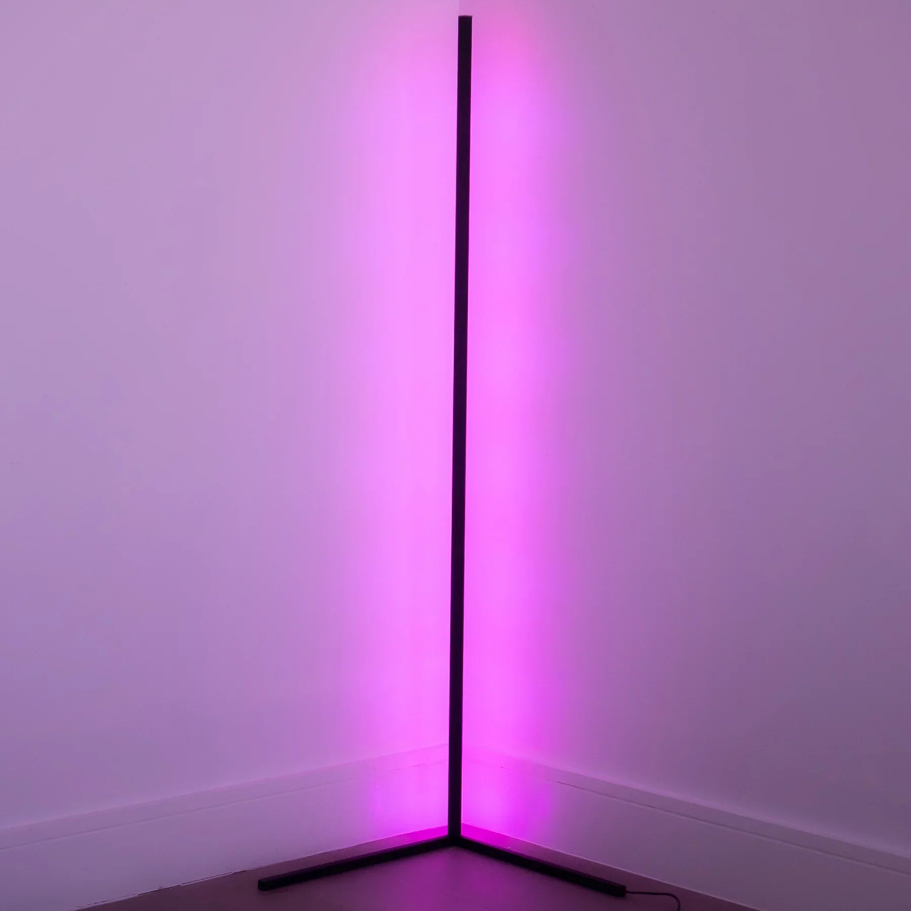Minimalist Corner LED Floor Lamp: Perfect for Living Room, Bedroom & Office - Slim Lighting for Cozy Ambience
