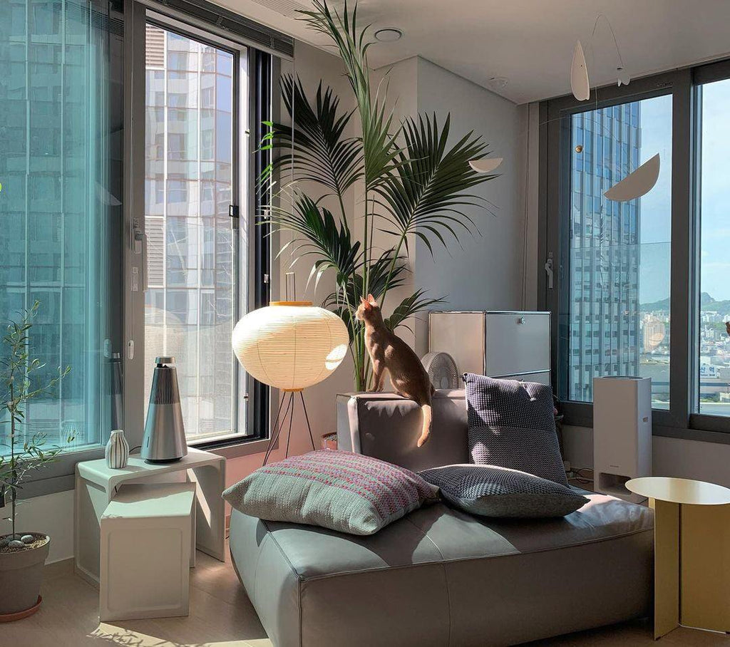 Rice Paper Floor Lamp with Wooden Base - Soft Ambient Lighting for Living Room & Bedroom Decor