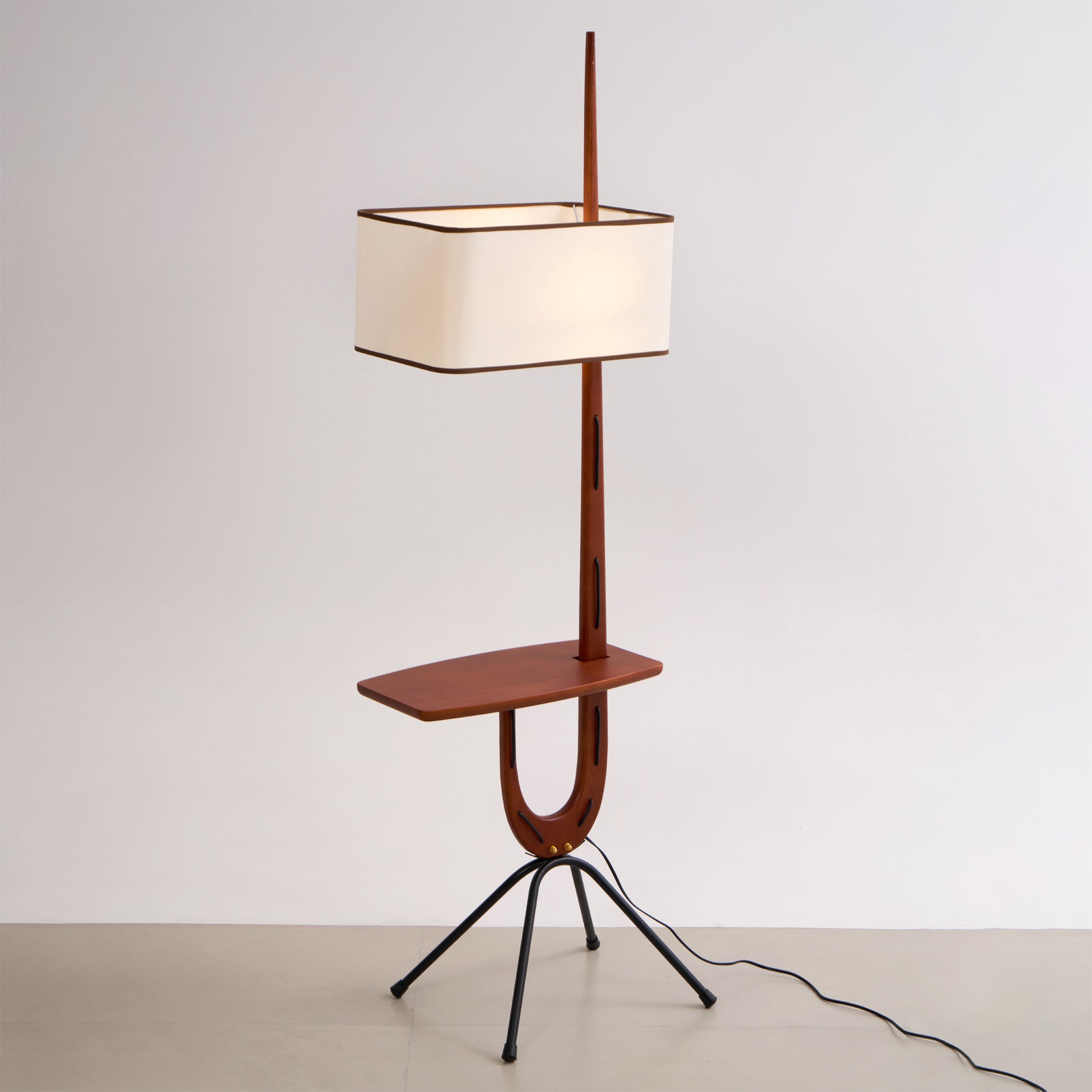 LED Giraffe Floor Lamp with Adjustable Height for Living Room & Kids' Room Lighting