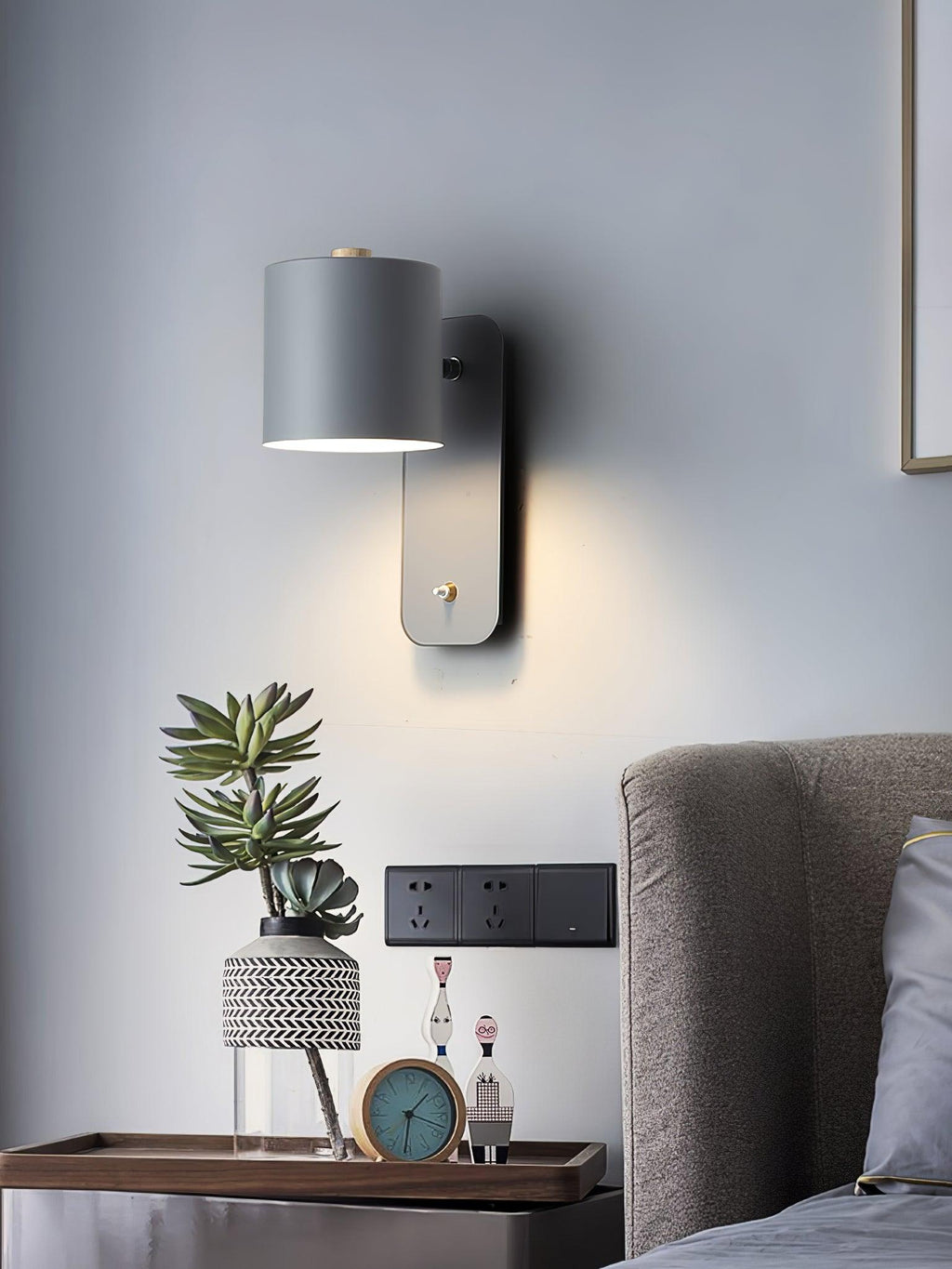 Rotatable Cylinder Wall Lamp | 350-Degree Adjustable, Minimalist Design for Modern Indoor Spaces
