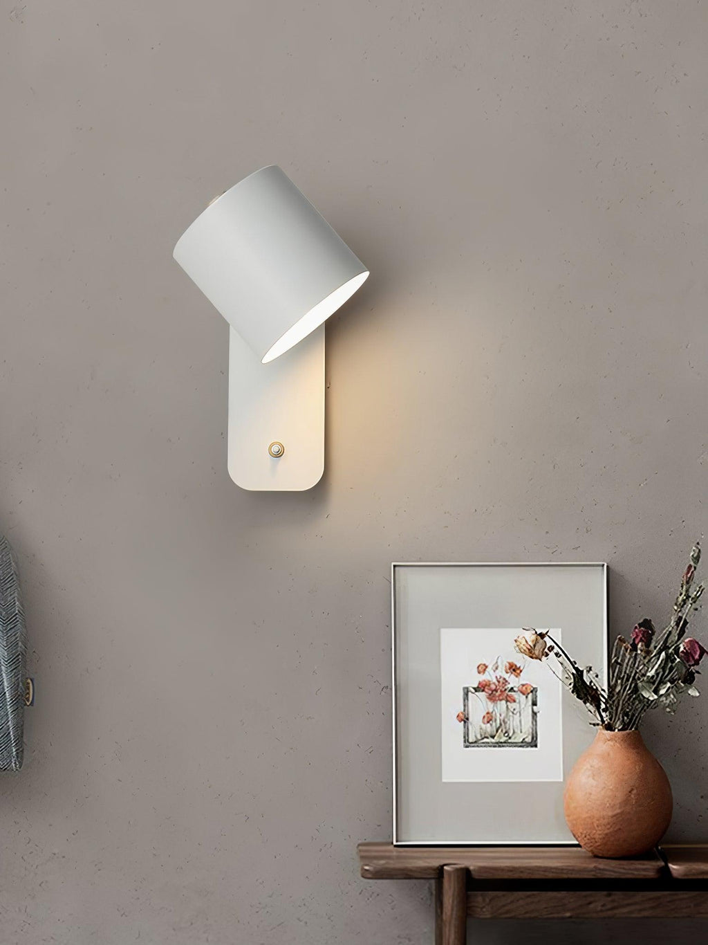 Rotatable Cylinder Wall Lamp | 350-Degree Adjustable, Minimalist Design for Modern Indoor Spaces