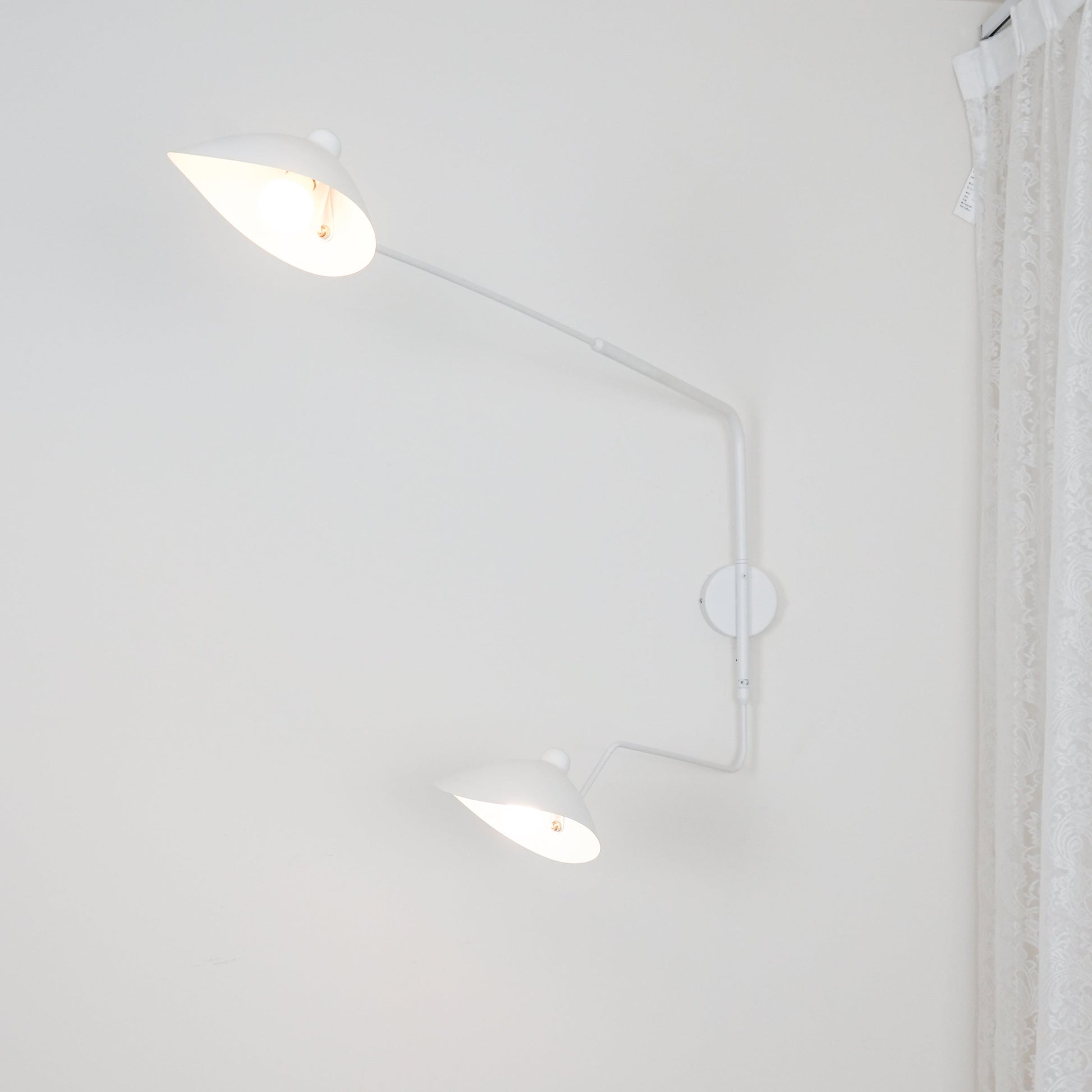 LED Wall Sconce Light Fixture - Adjustable Arm, Modern Design for Living Room & Bedroom Lighting