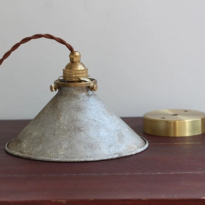 Industrial Vintage Pendant Light Fixture with Metal Shade for Kitchen Island, Bar & Dining Room Lighting